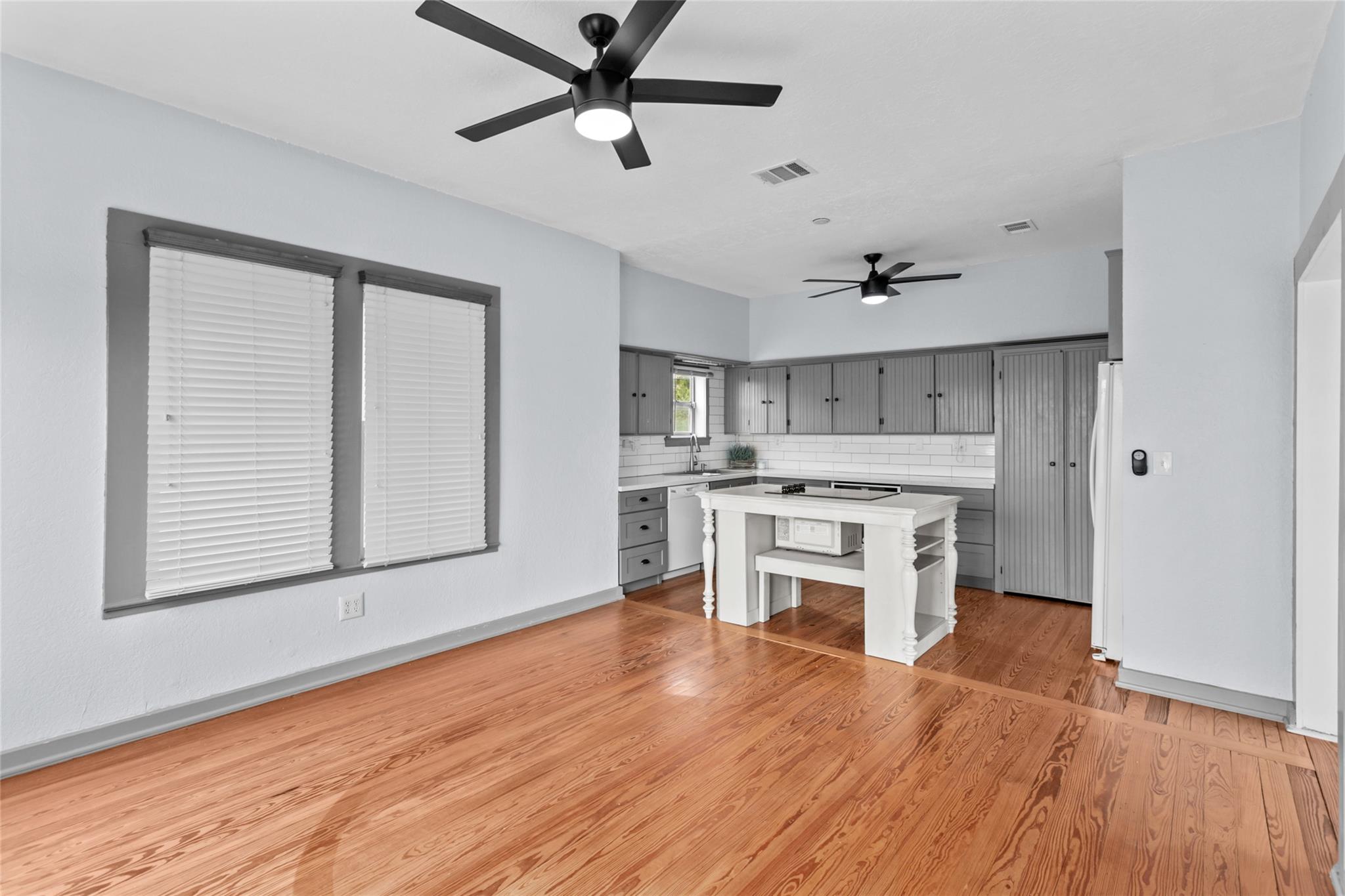 500 and 450 Springlake DR