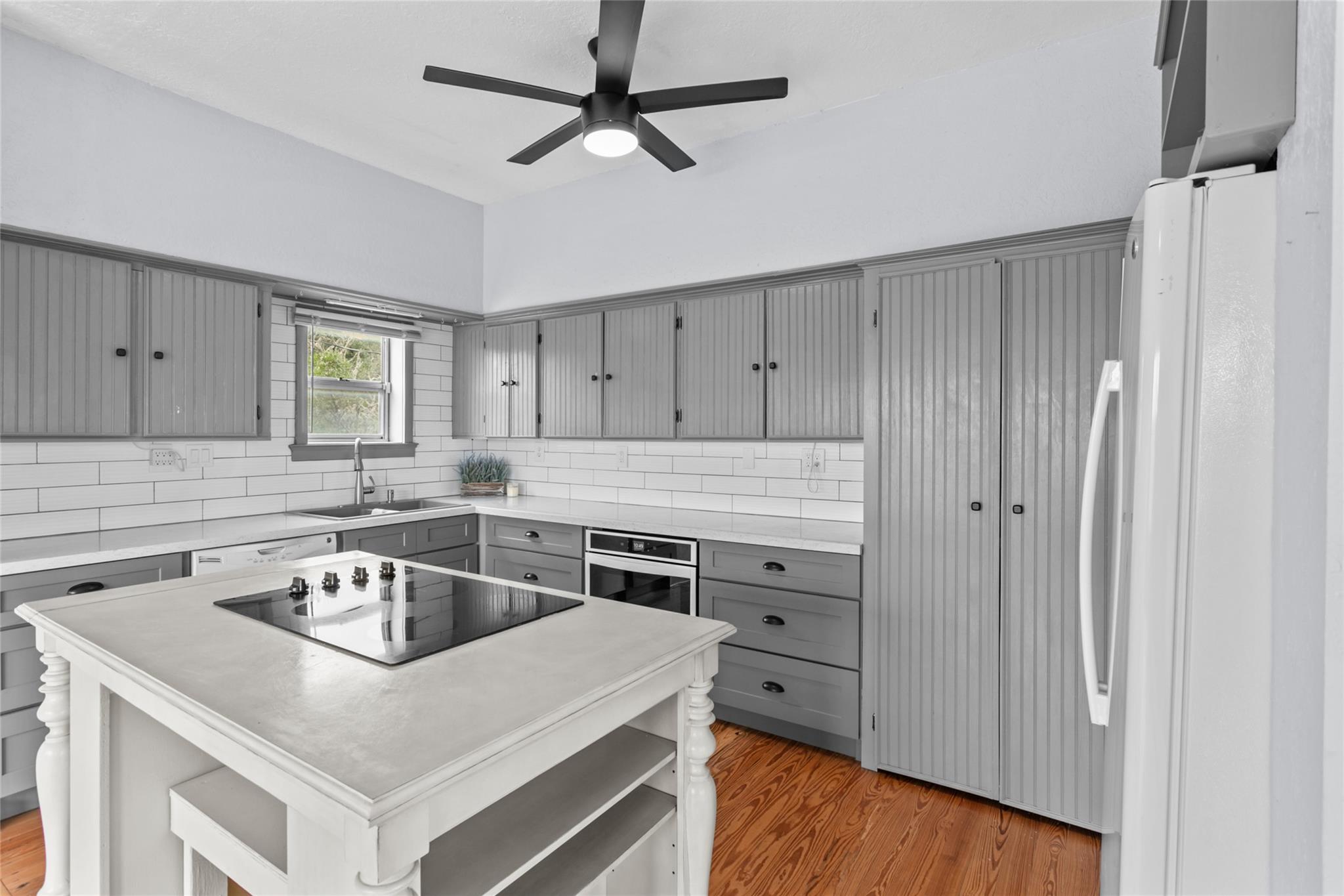 500 and 450 Springlake DR