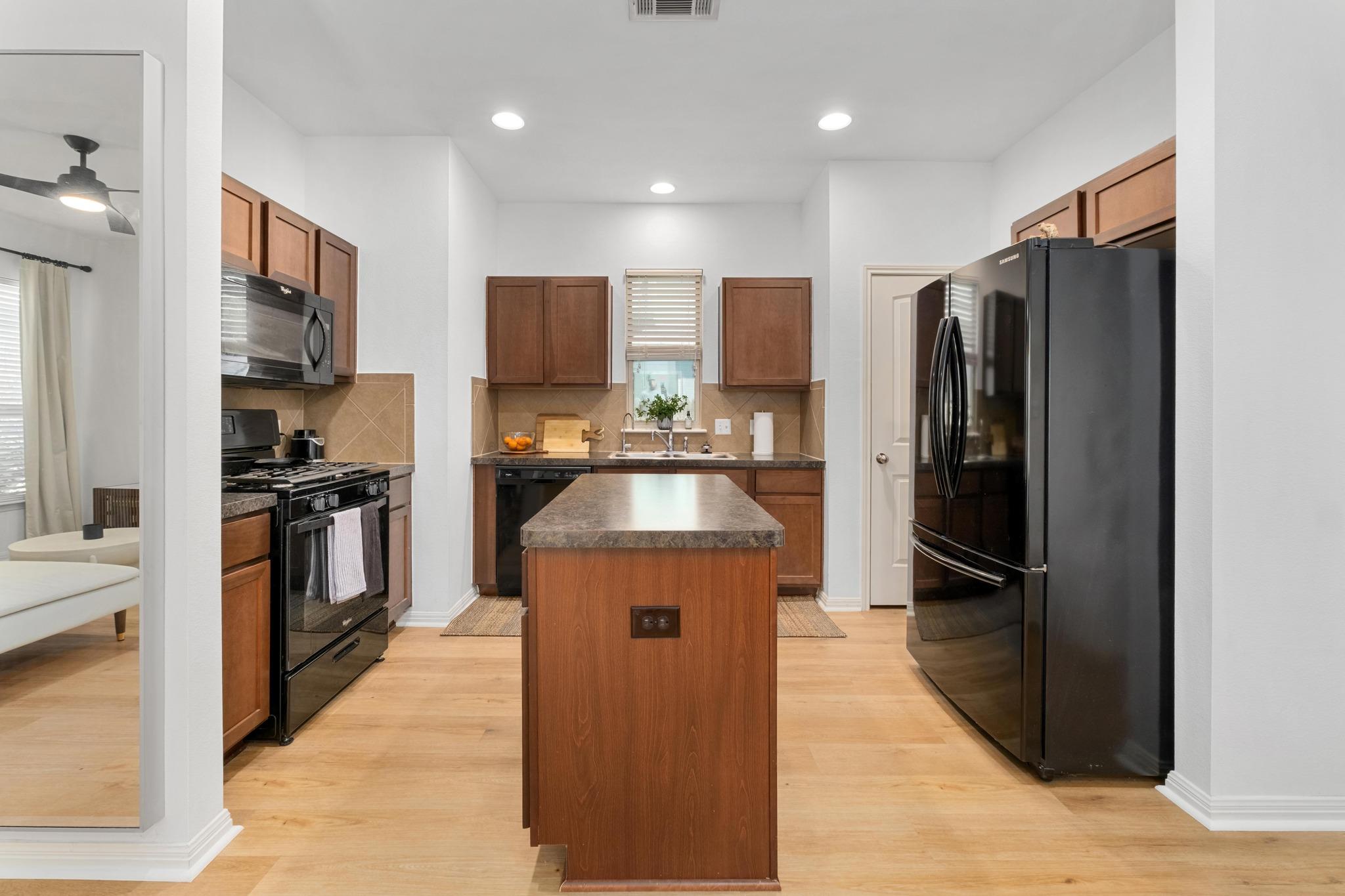 4613 Graceful LN # 500