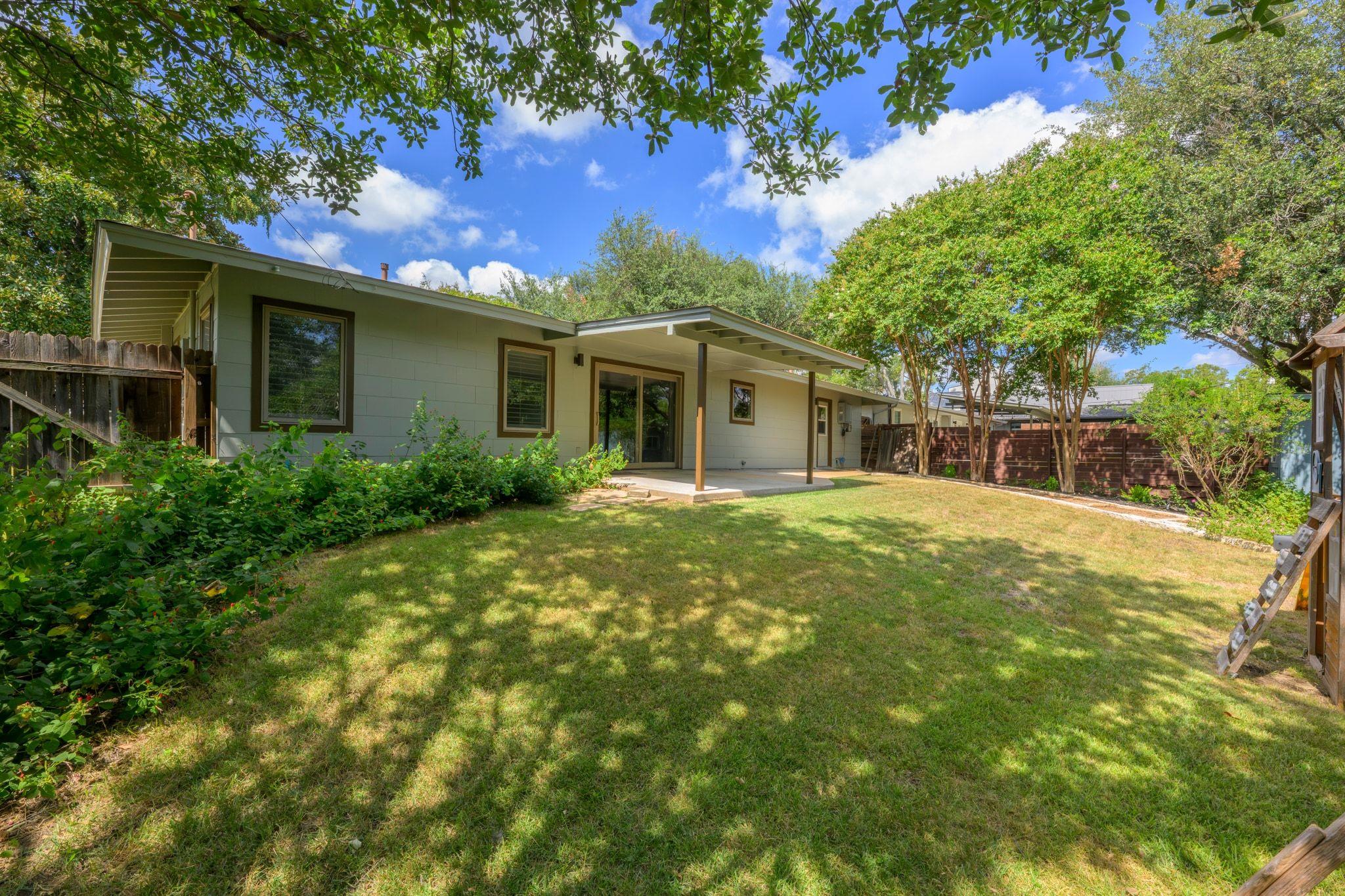 5721 Marilyn DR