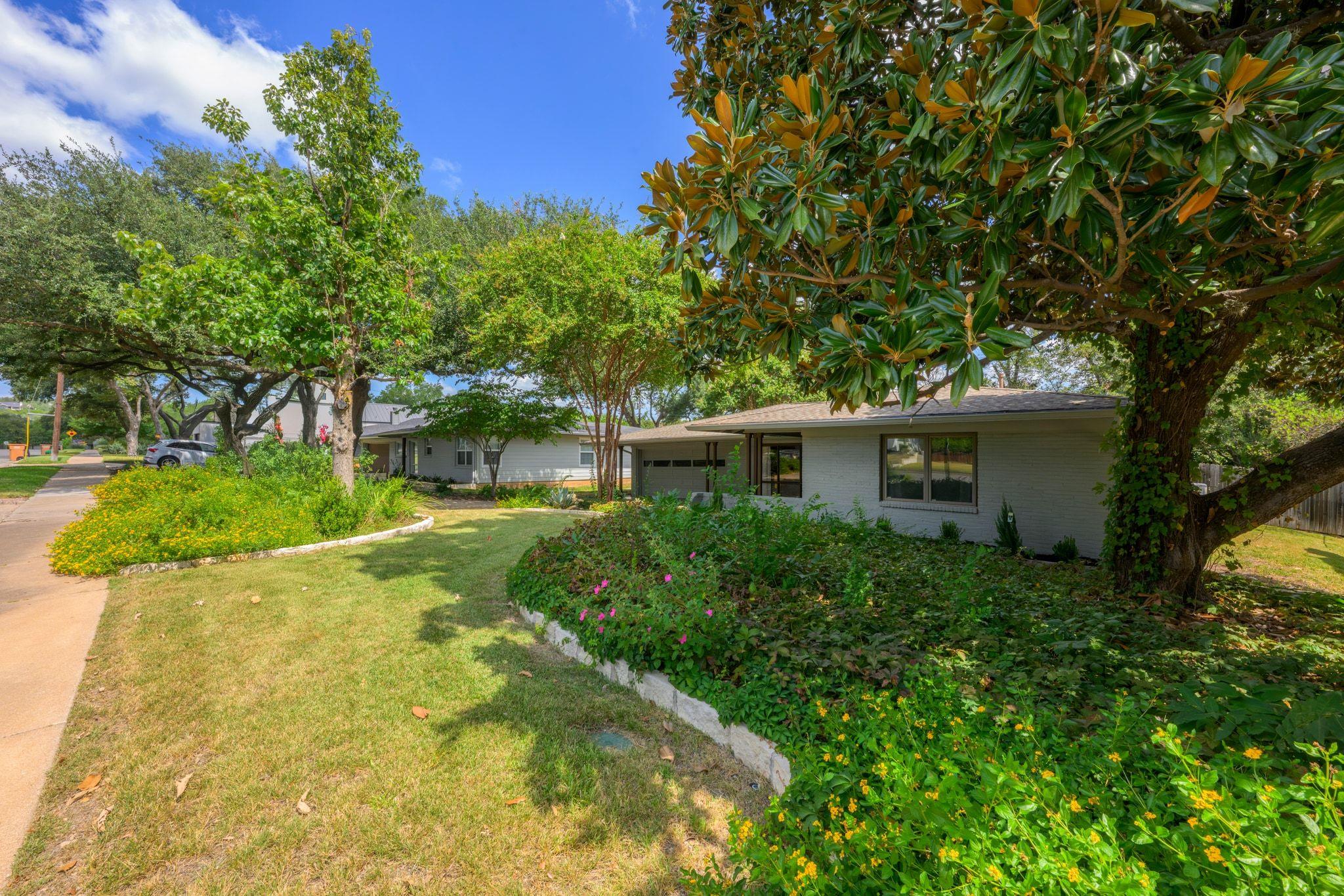 5721 Marilyn DR