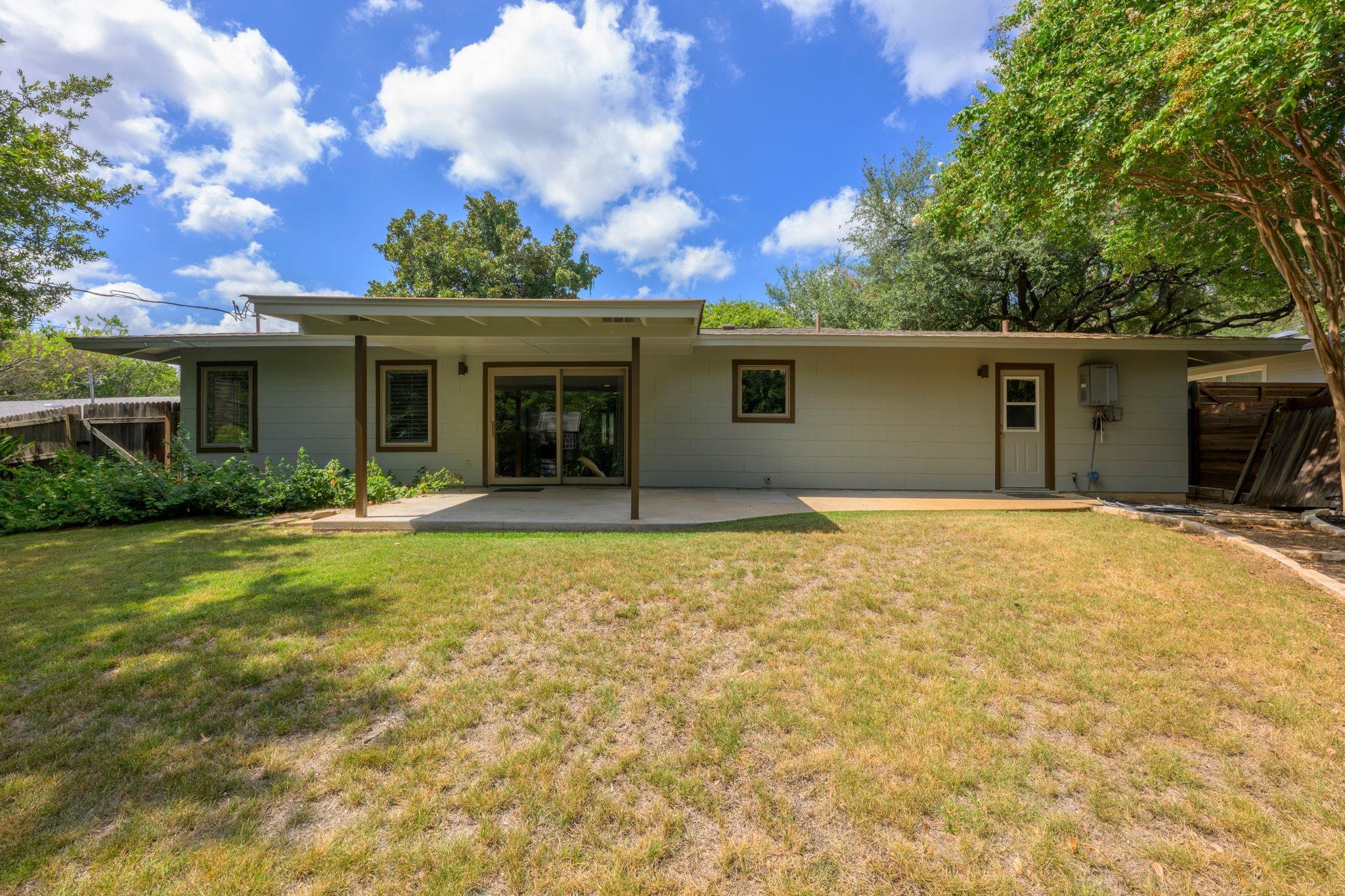 5721 Marilyn DR
