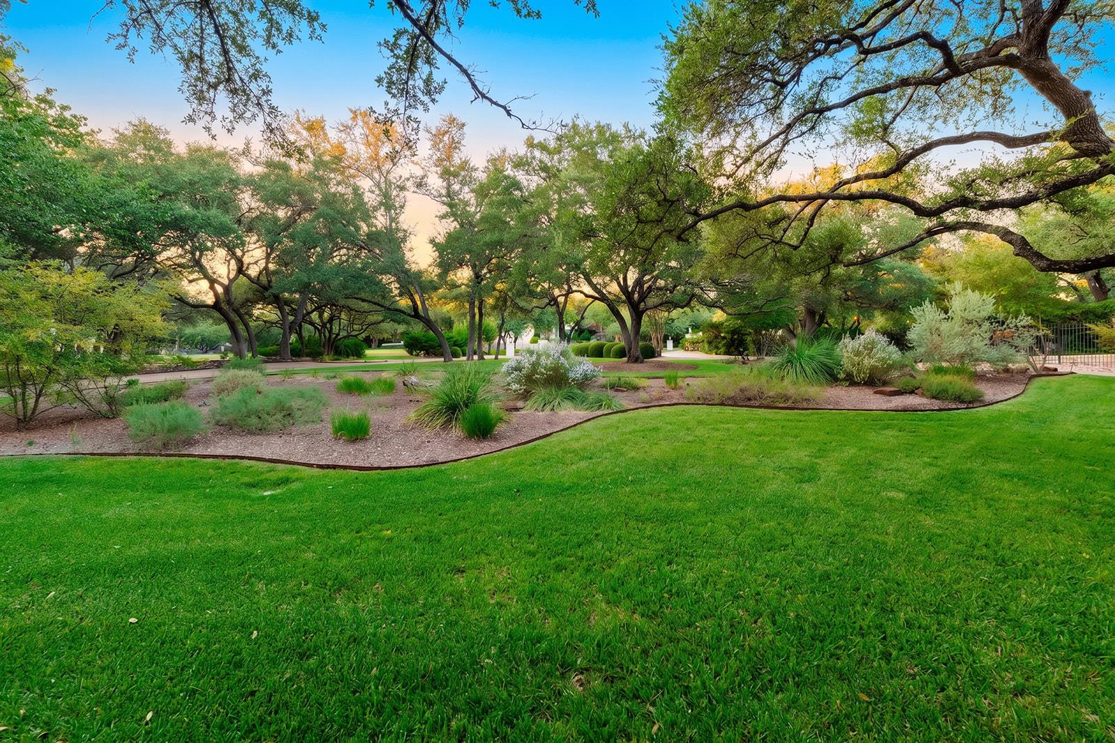 8807 Smoketree CV