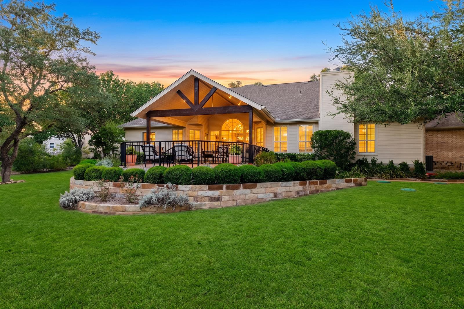 8807 Smoketree CV