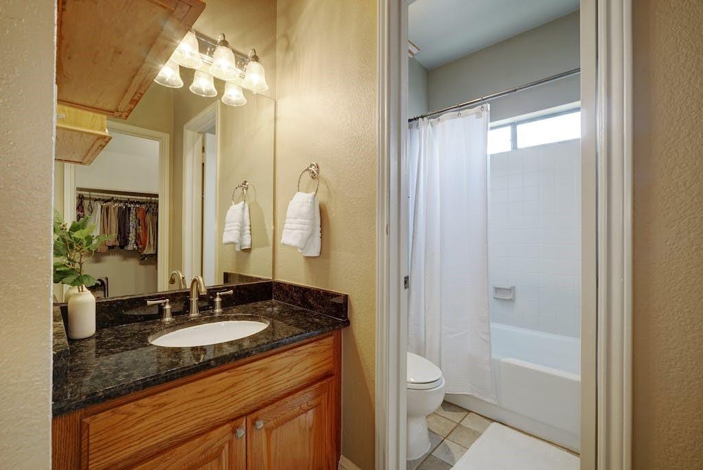 3001 Cedar ST # 204 Unit: A-204