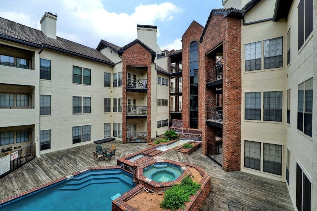 3001 Cedar ST # 204 Unit: A-204