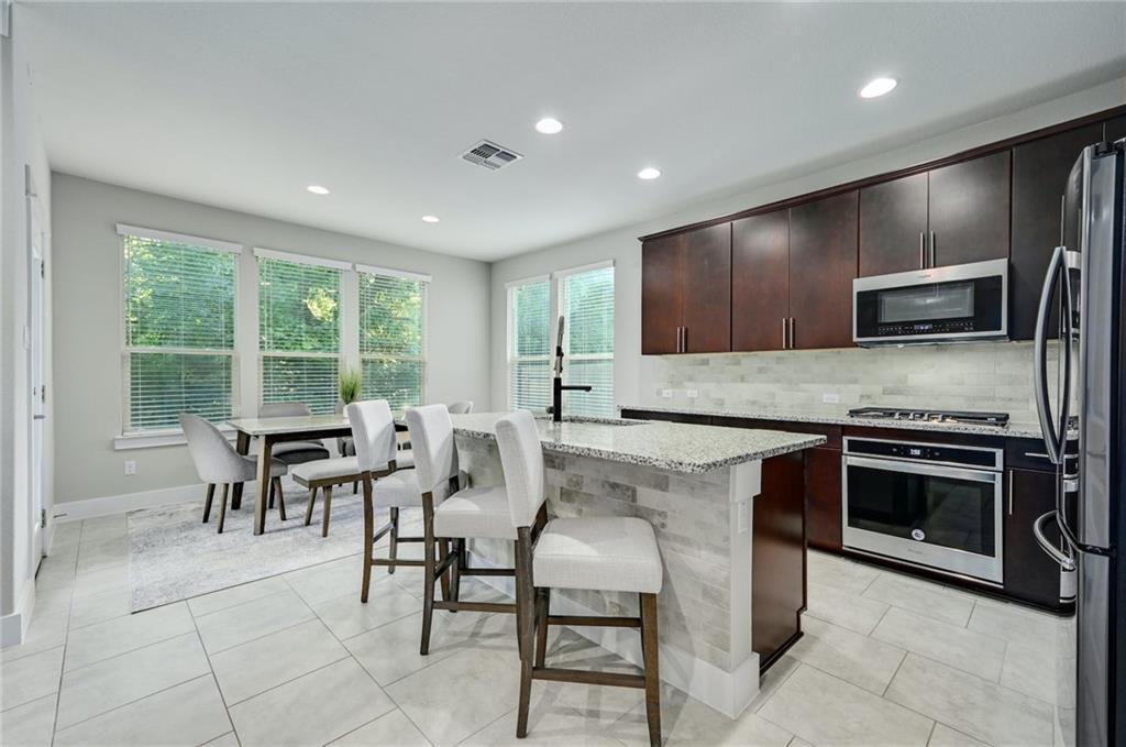 1051 Kenney Fort XING # 52