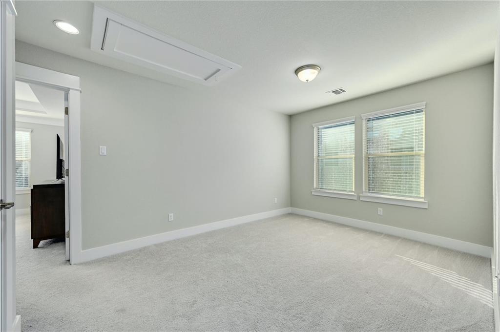 1051 Kenney Fort XING # 52