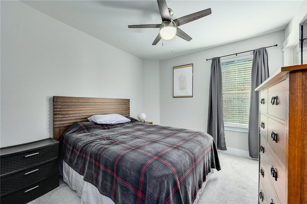 1051 Kenney Fort XING # 52