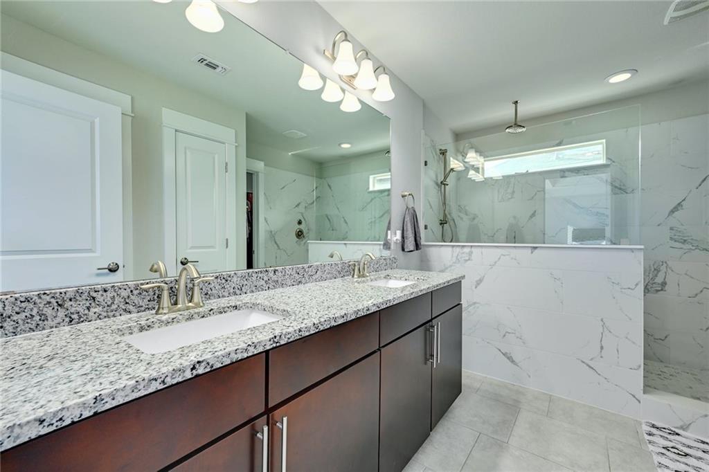 1051 Kenney Fort XING # 52