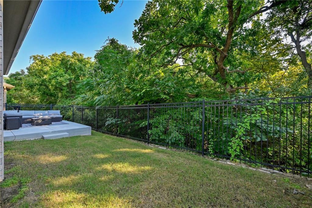 1051 Kenney Fort XING # 52