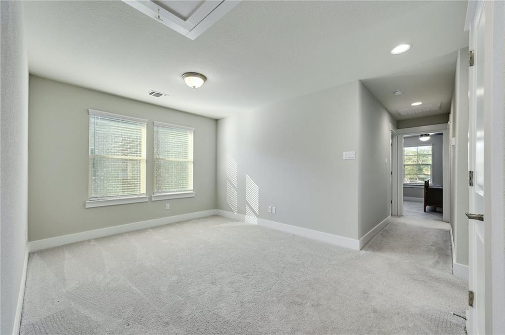 1051 Kenney Fort XING # 52