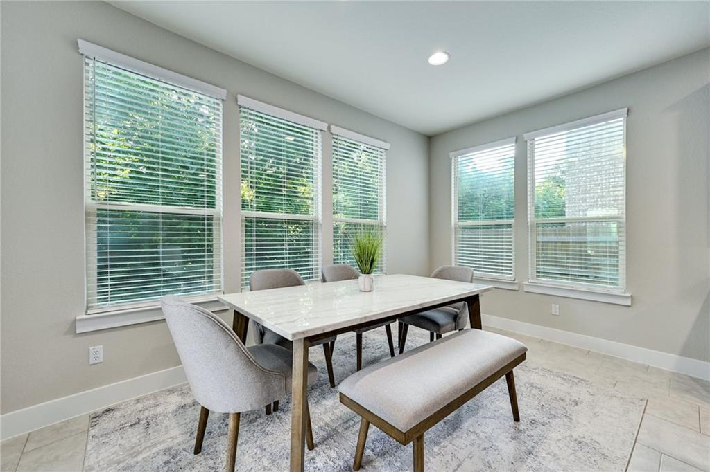 1051 Kenney Fort XING # 52