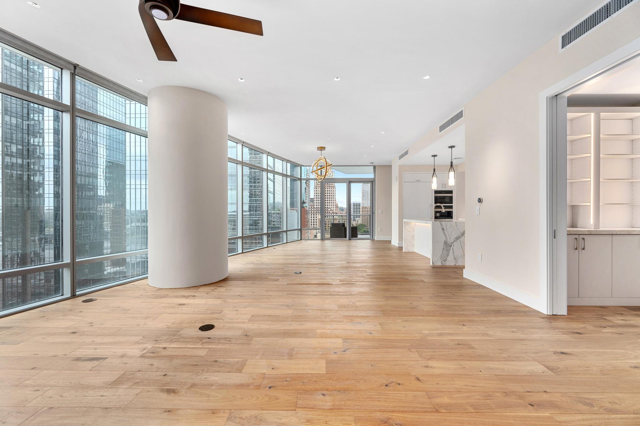 200 Congress Ave # 15E