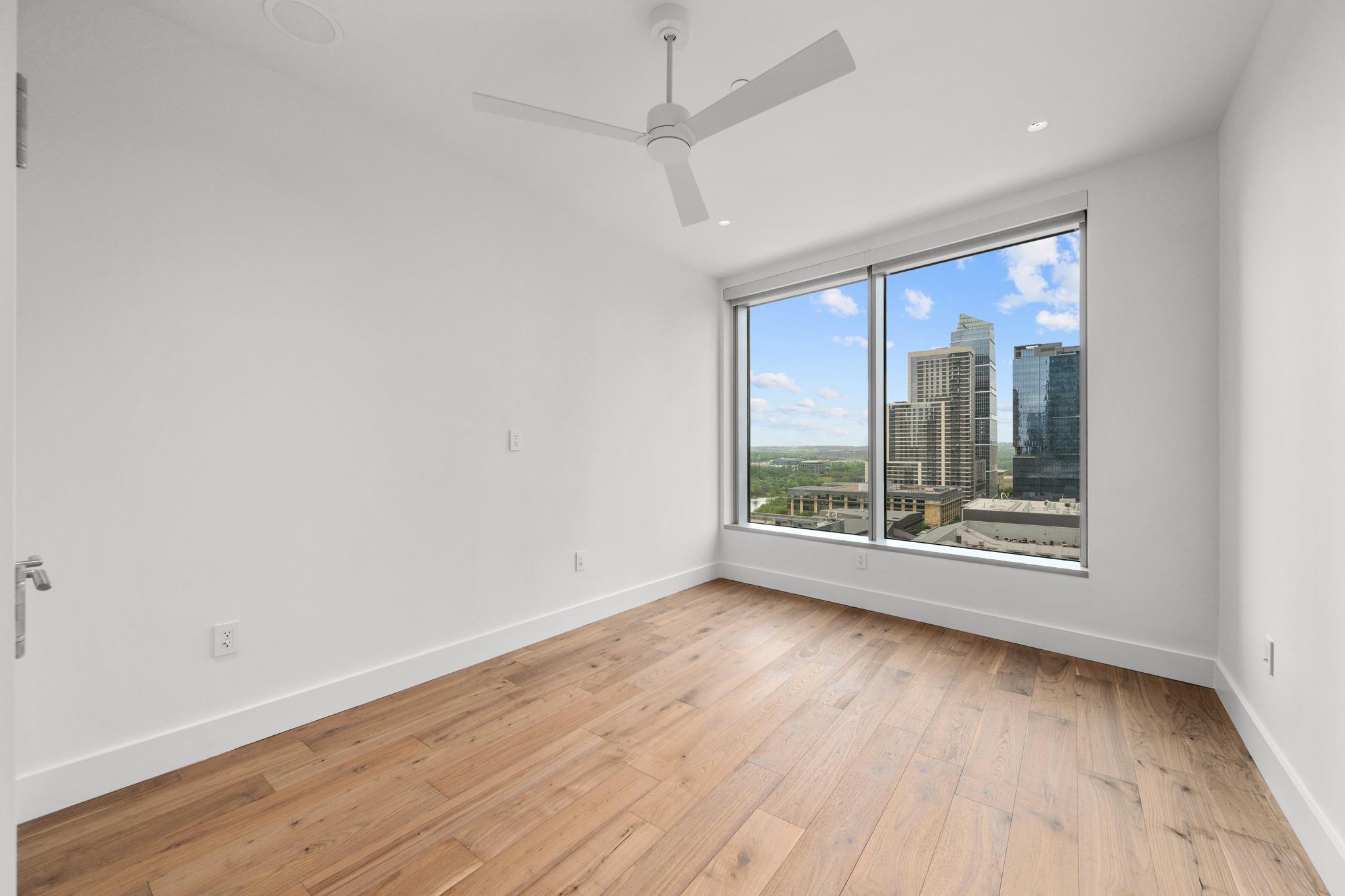 200 Congress Ave # 15E