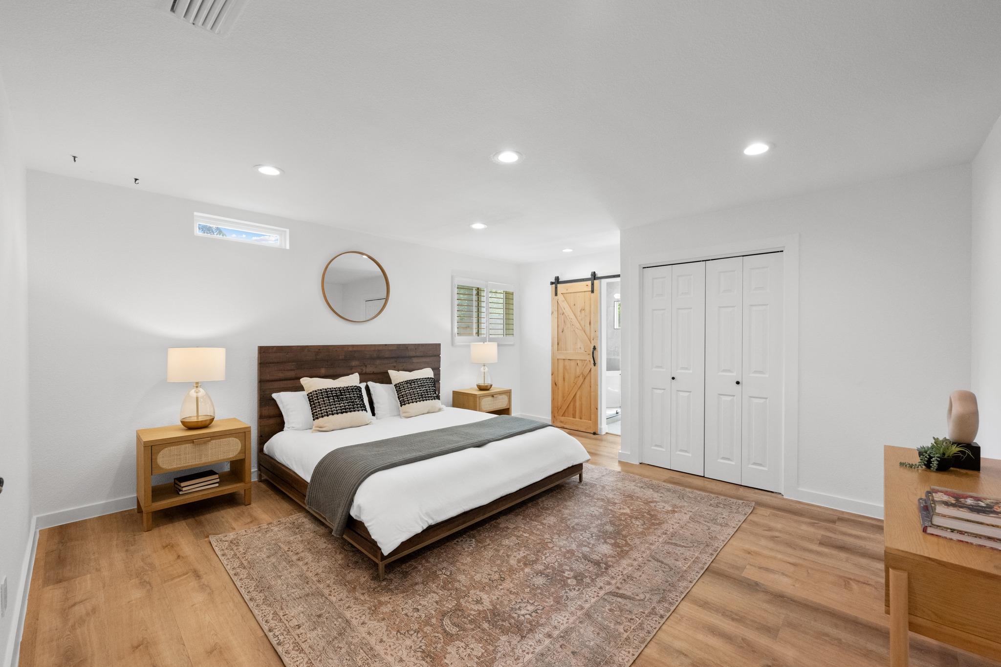 6304 Berkeley CV