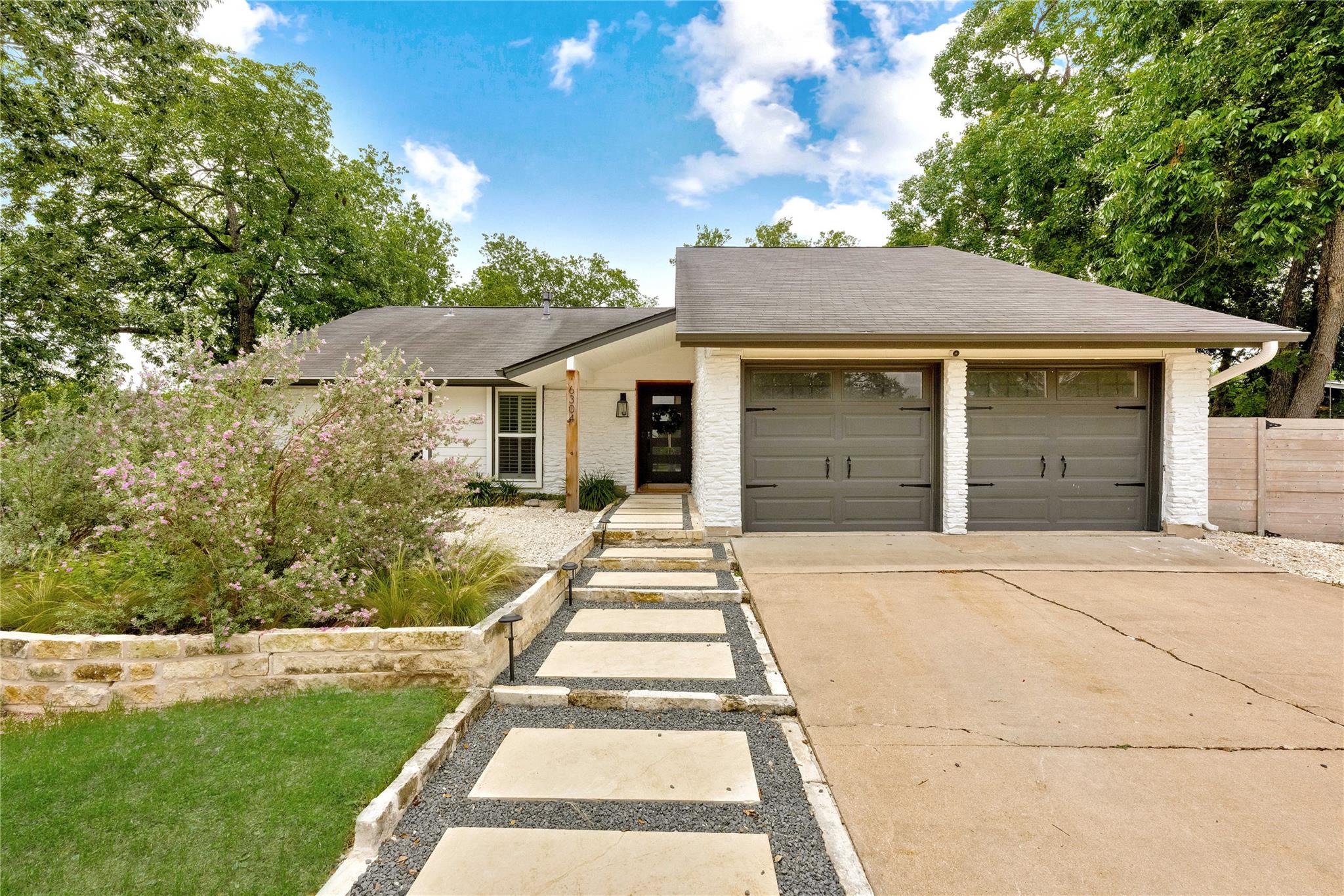6304 Berkeley CV