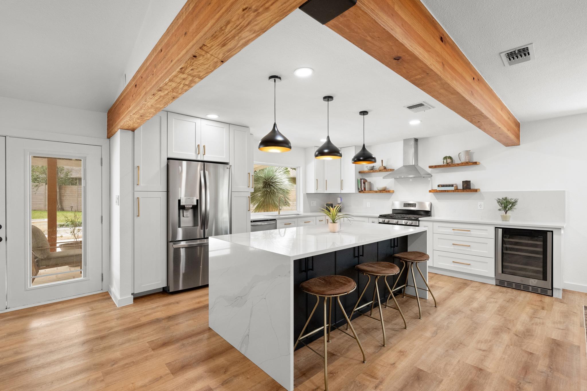 6304 Berkeley CV