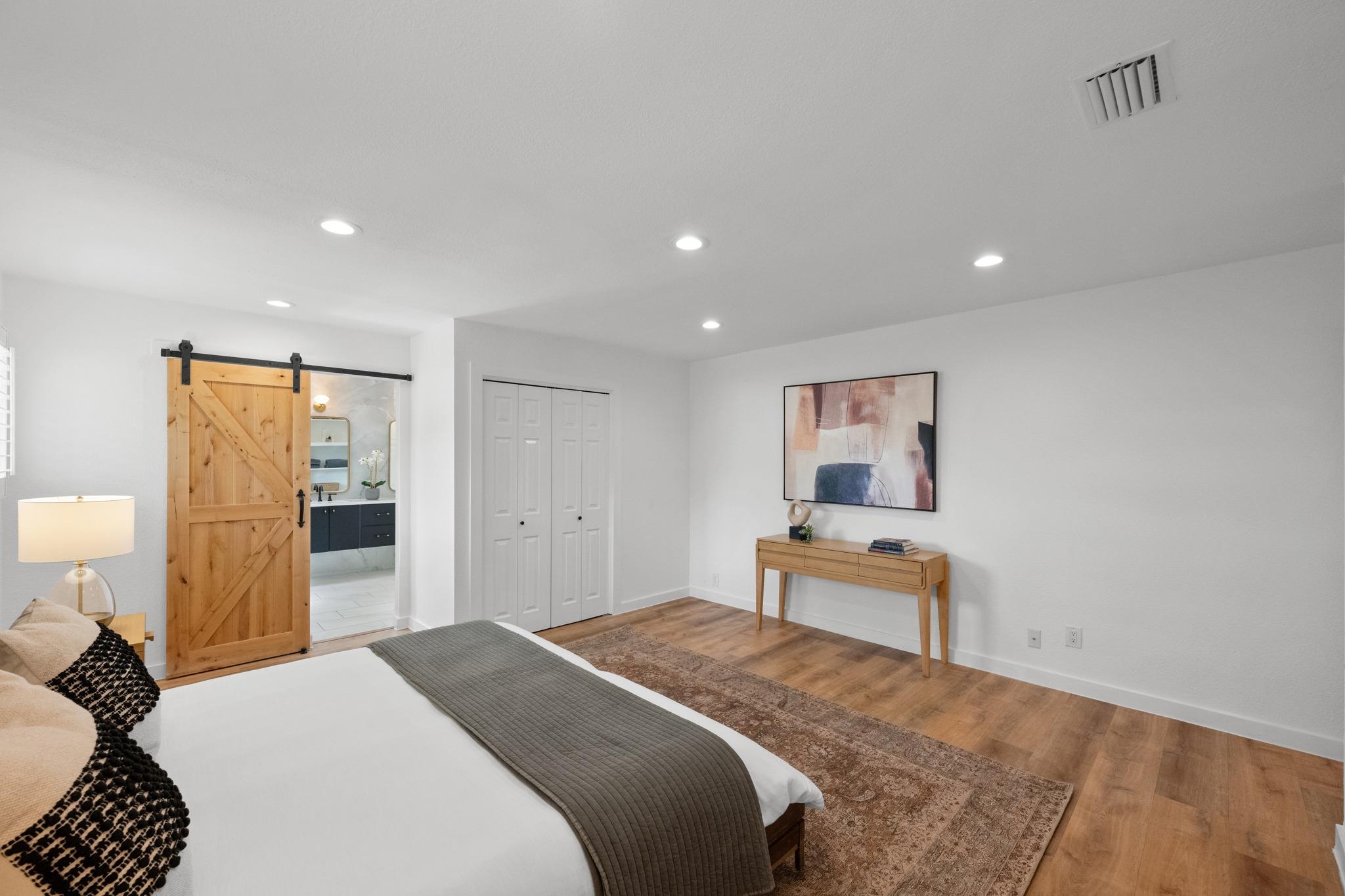 6304 Berkeley CV