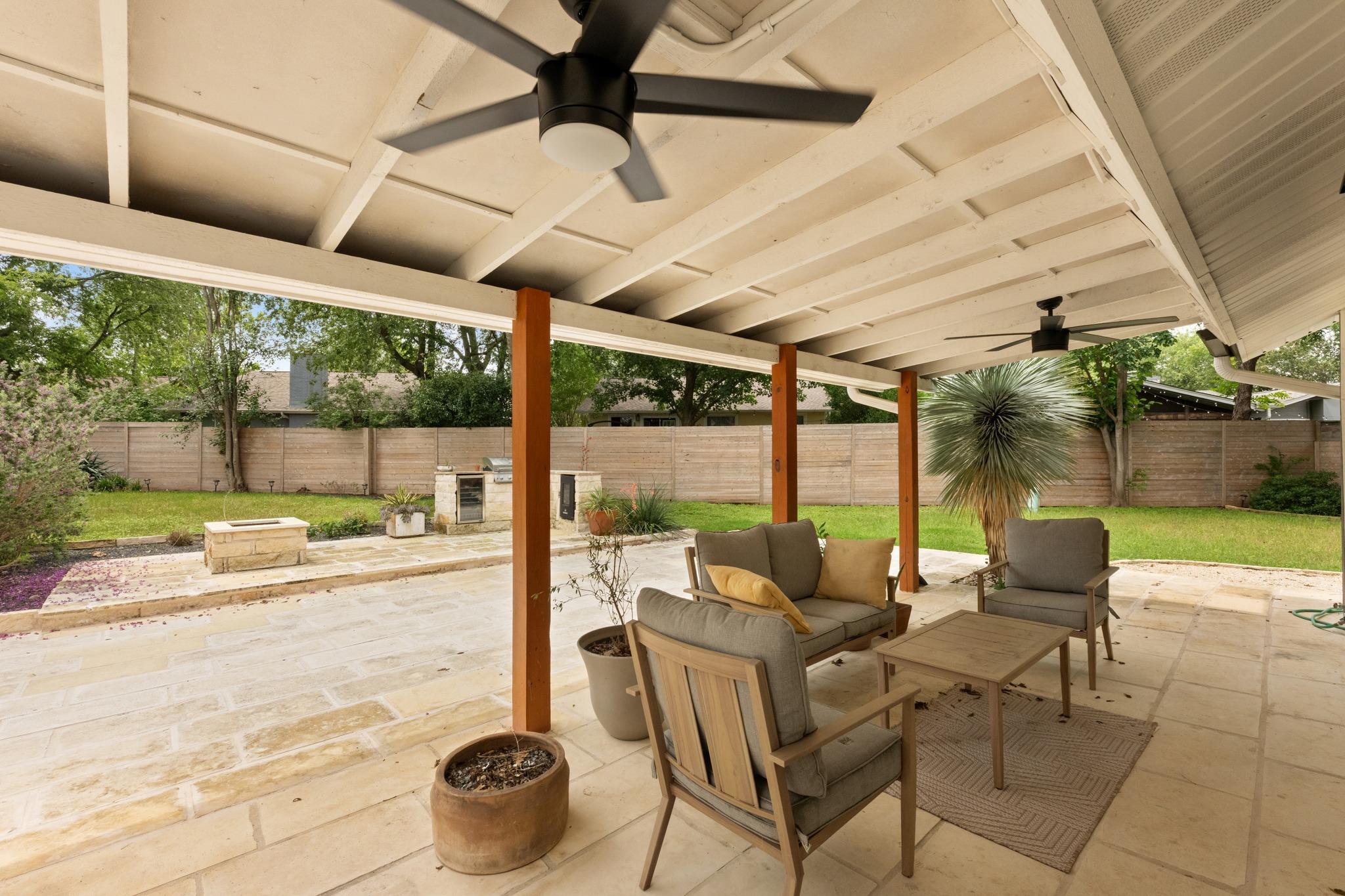 6304 Berkeley CV
