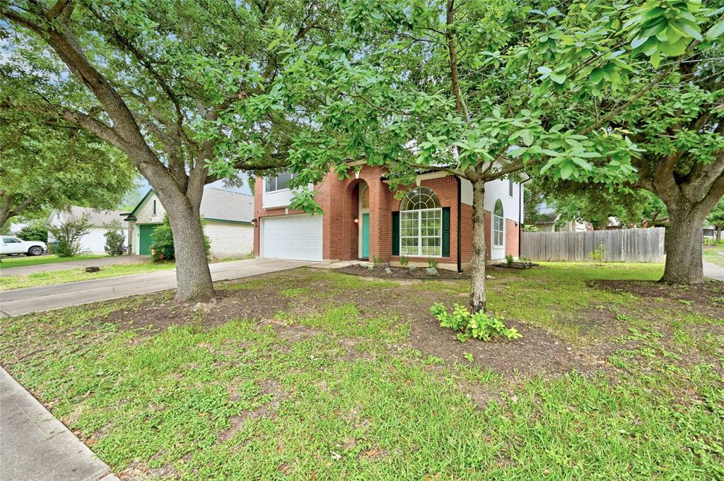 8314 Palace PKWY