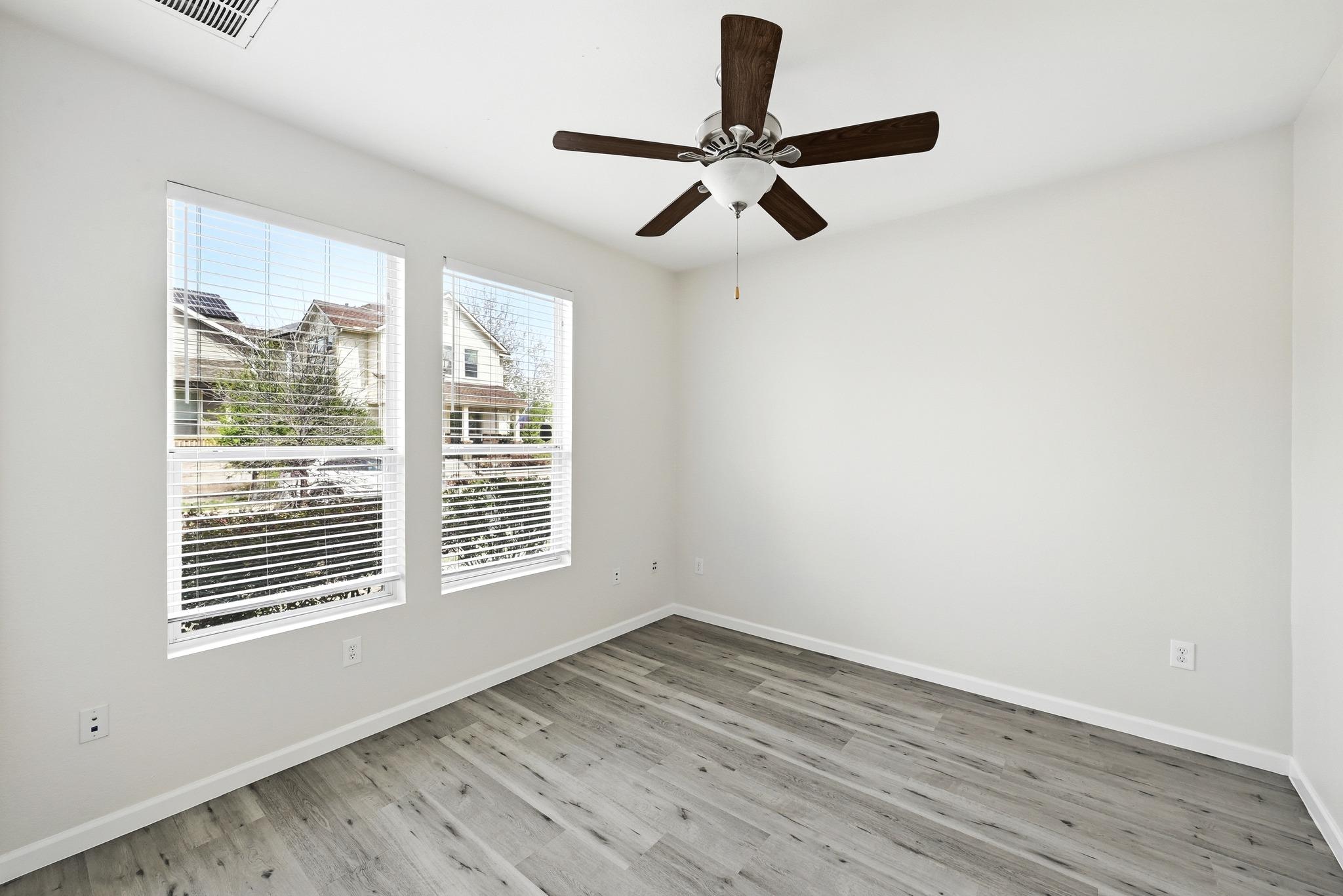 2133 Emma Long ST