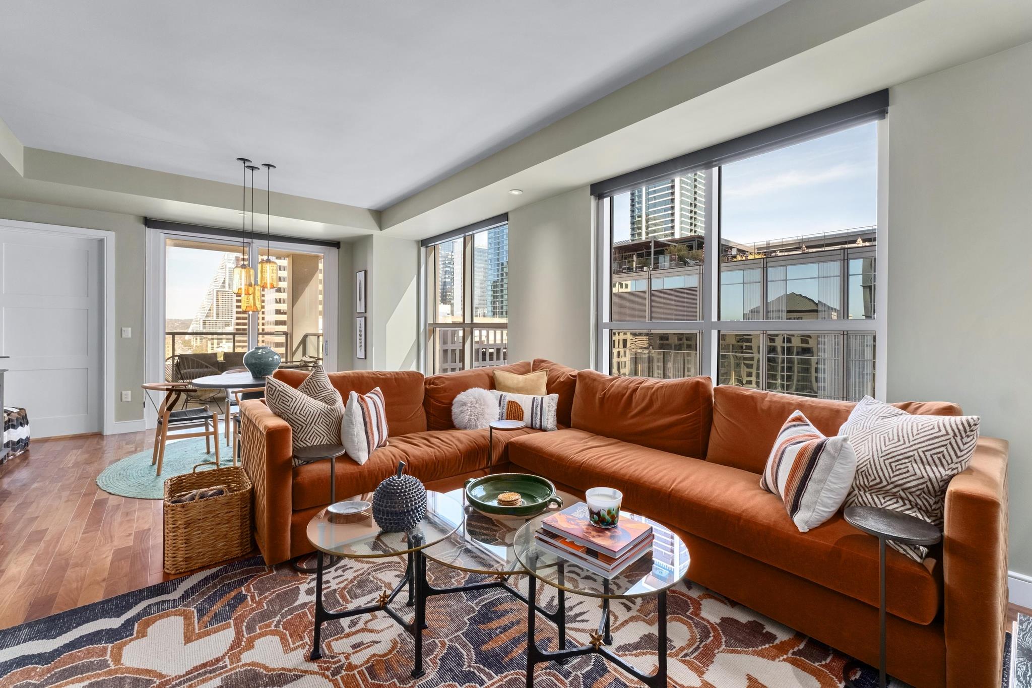 98 San Jacinto BLVD # 903