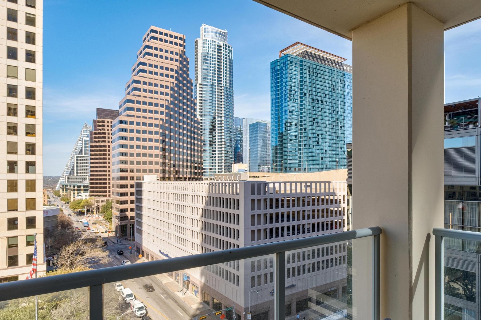 98 San Jacinto BLVD # 903
