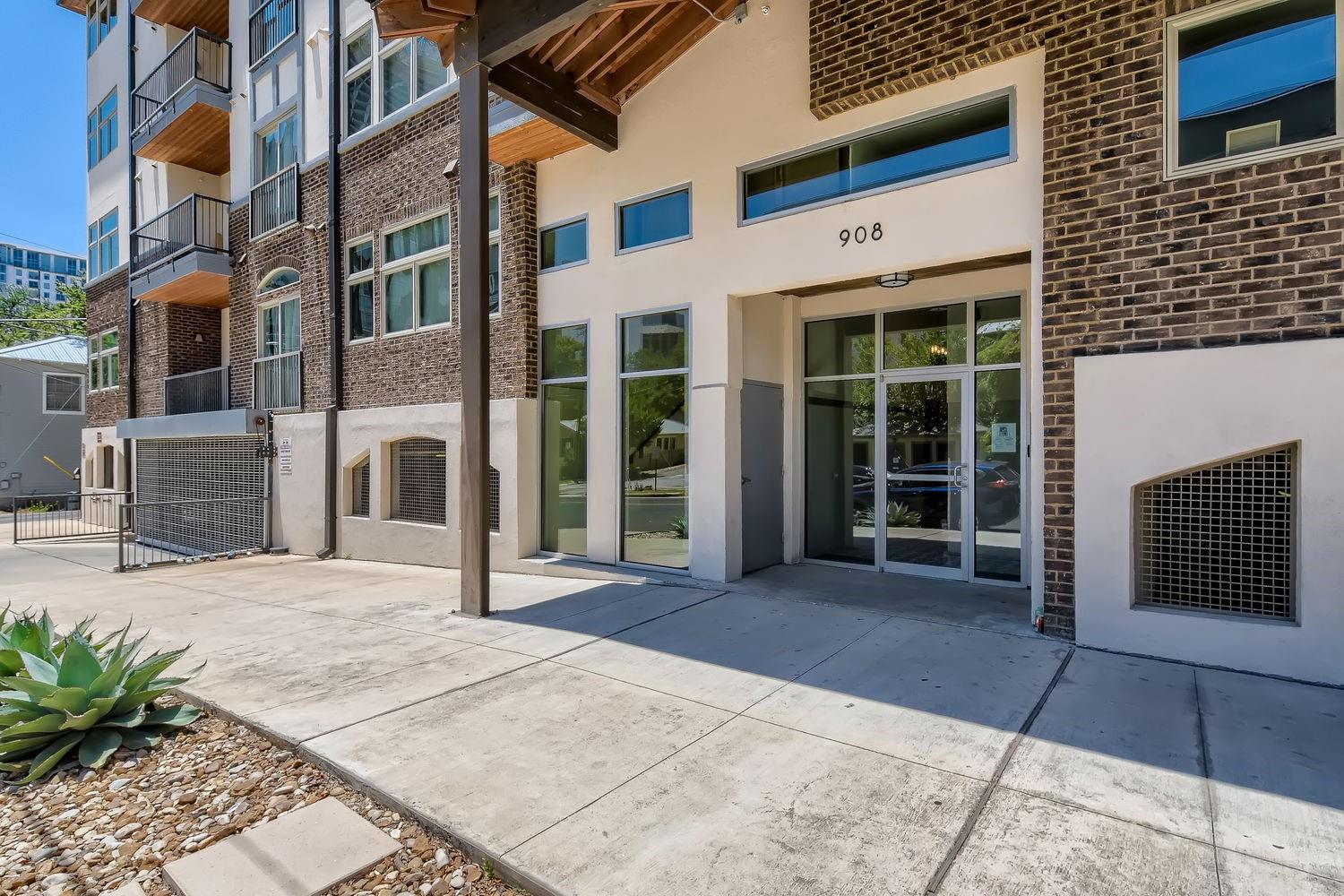 908 NUECES ST # 37