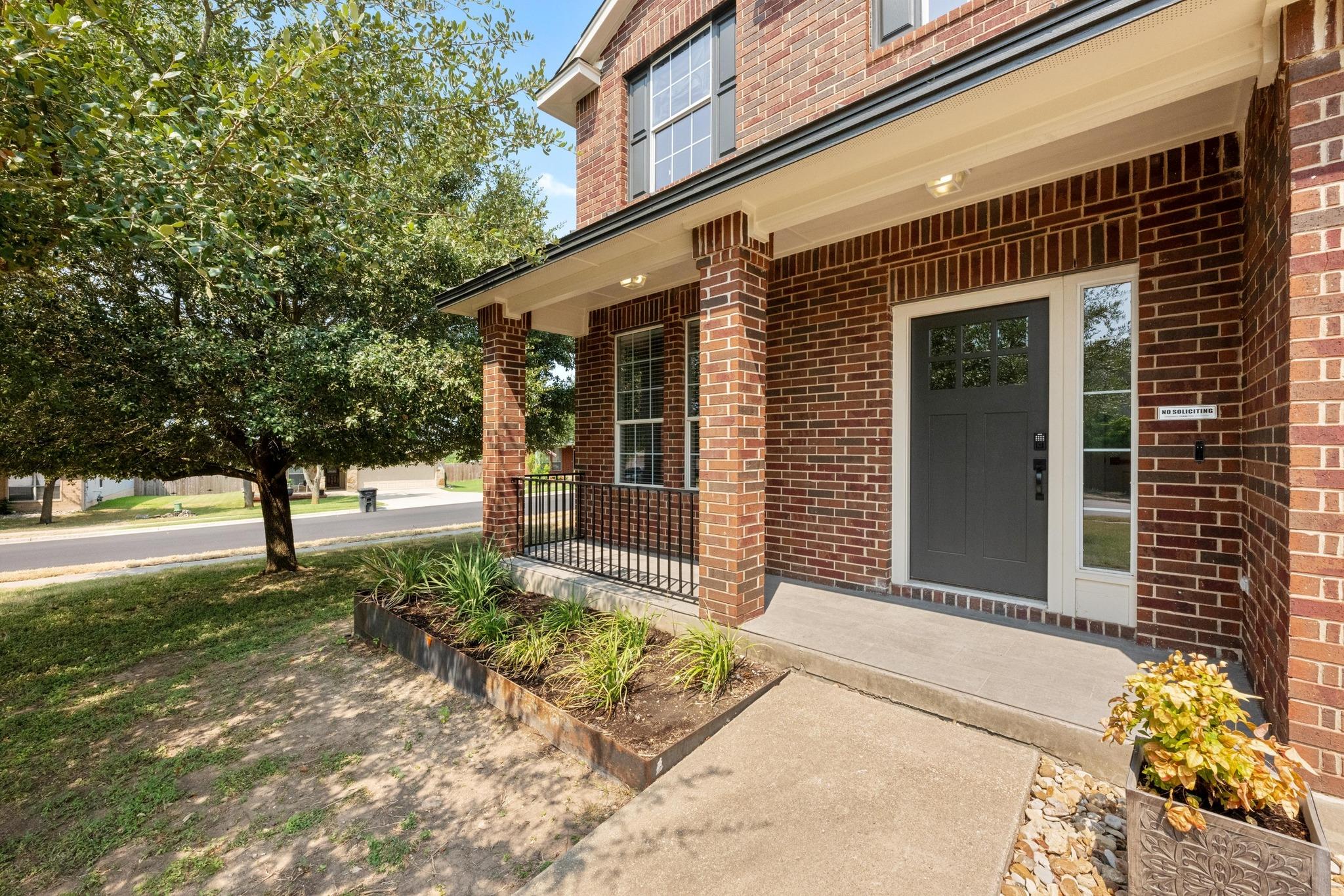 117 Waterloo DR