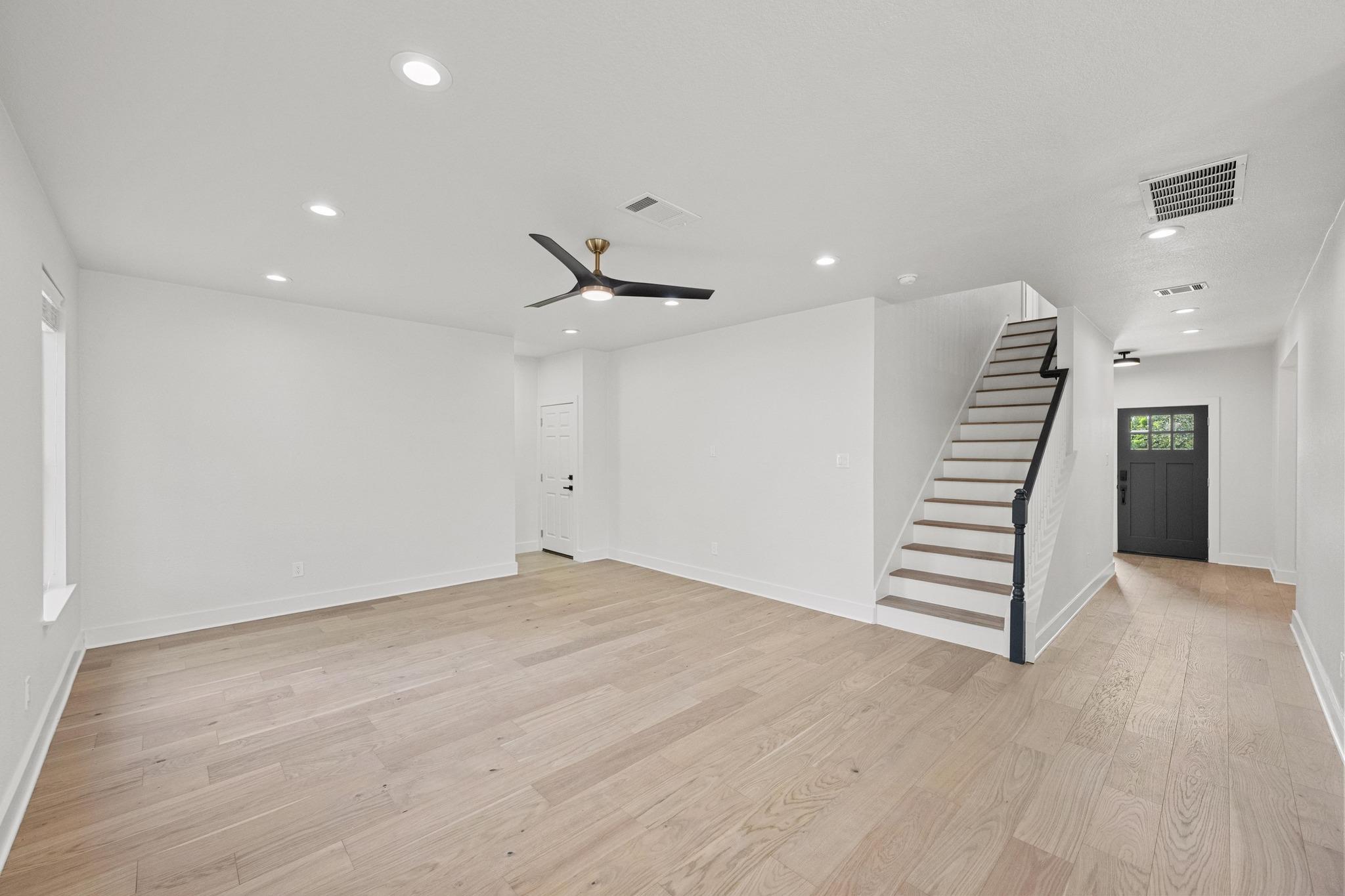 117 Waterloo DR