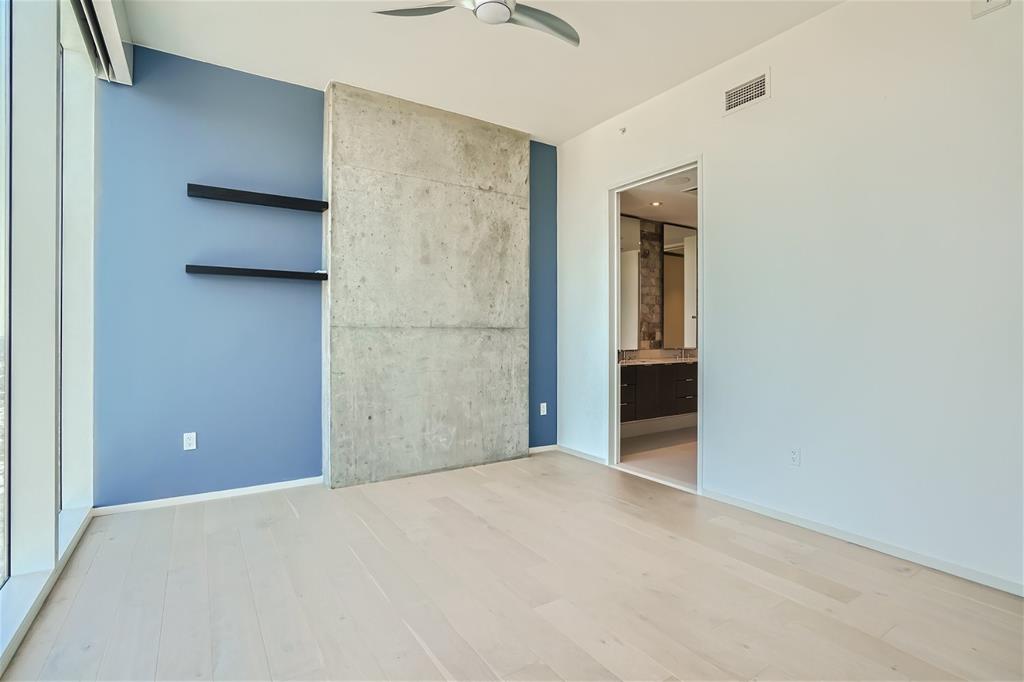 301 West Ave # 4807