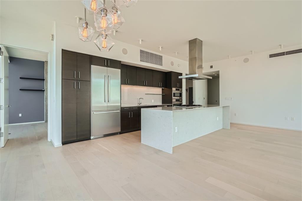 301 West Ave # 4807