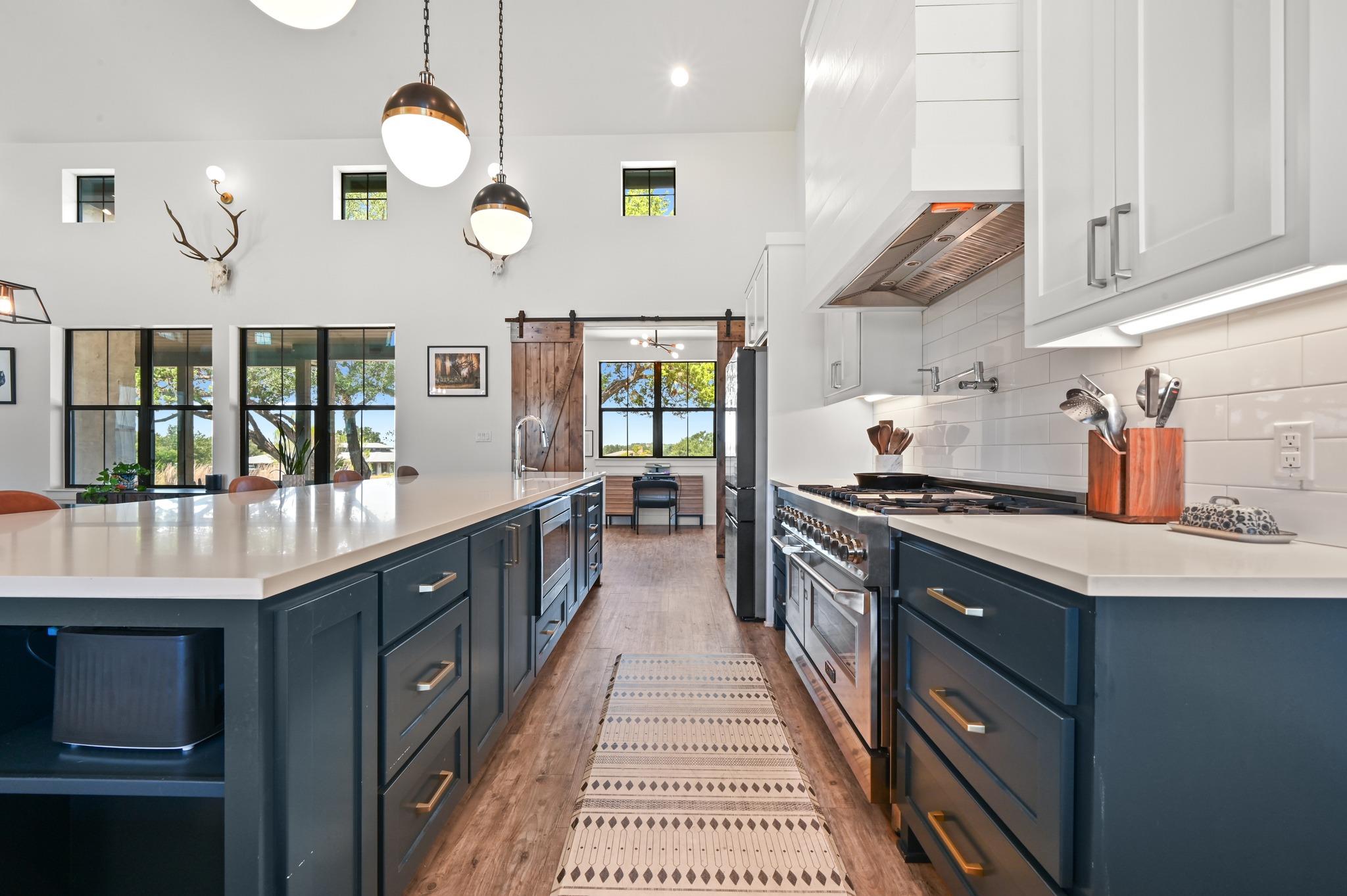 215 SANDY CREEK CV
