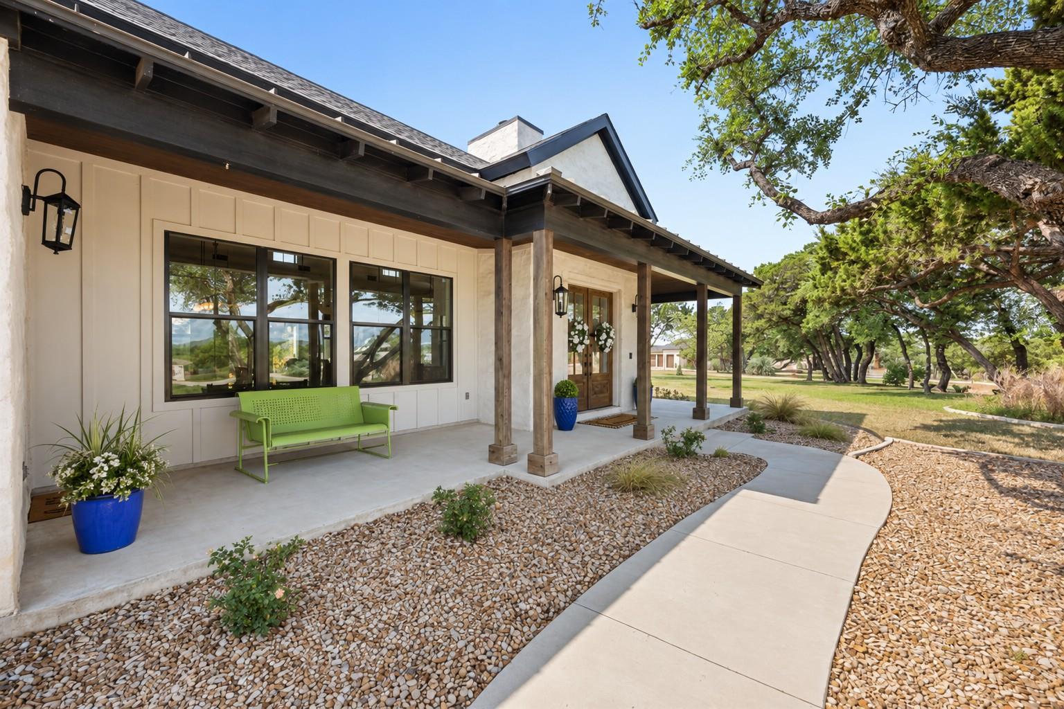 215 SANDY CREEK CV