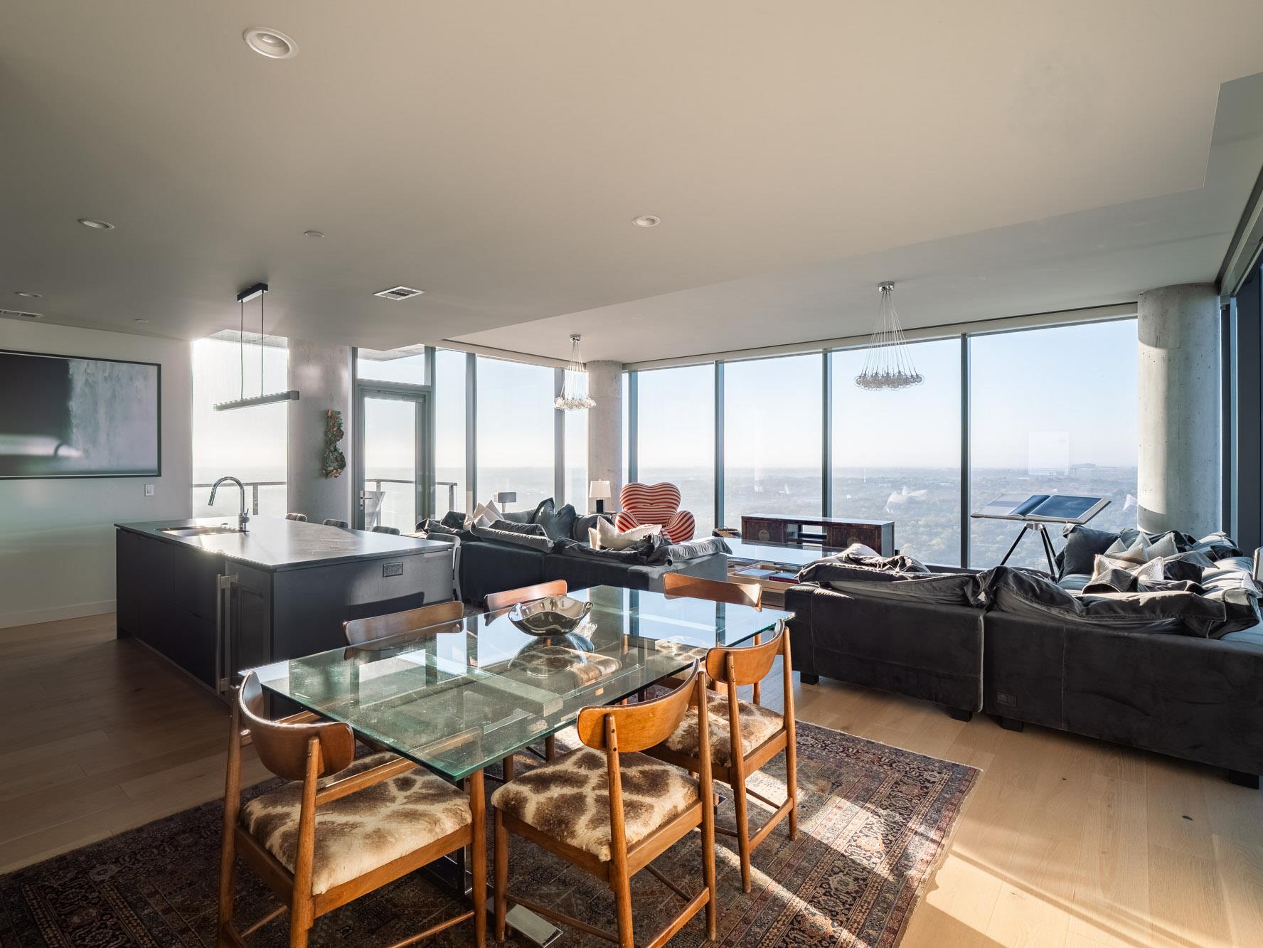 44 East Ave # 3906