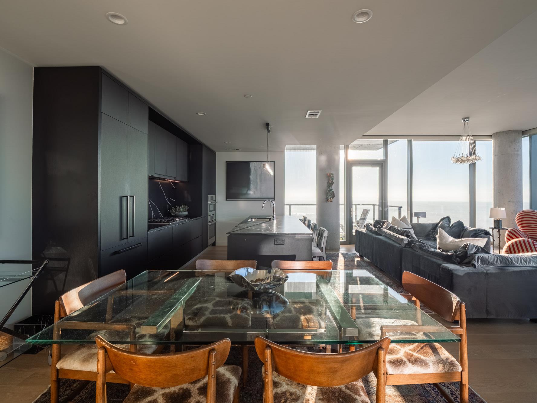 44 East Ave # 3906