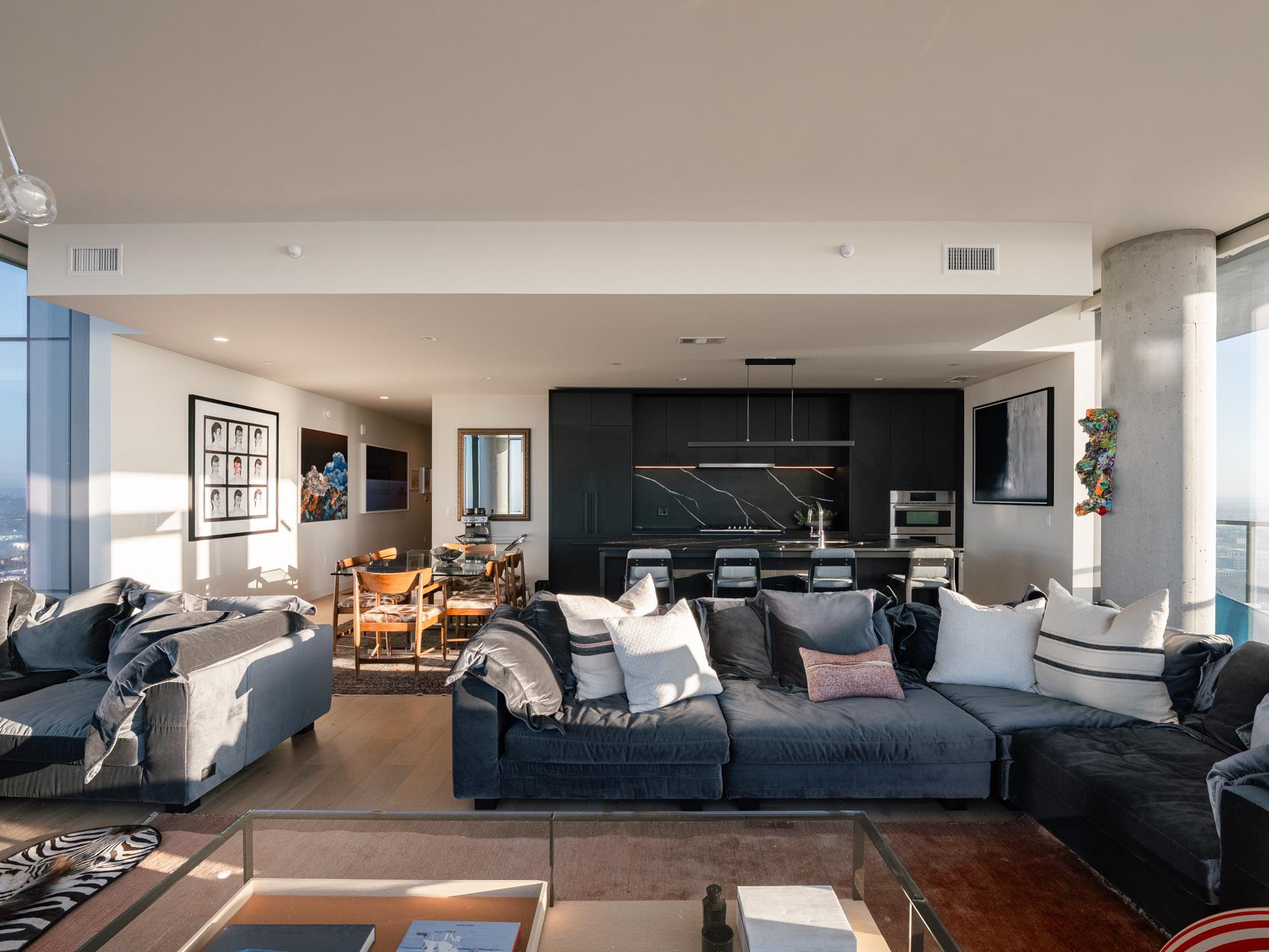 44 East Ave # 3906
