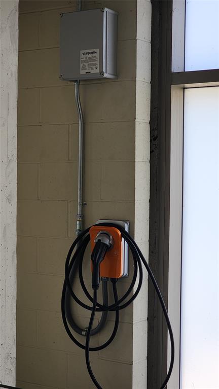 200 Congress Ave Unit: 38SW