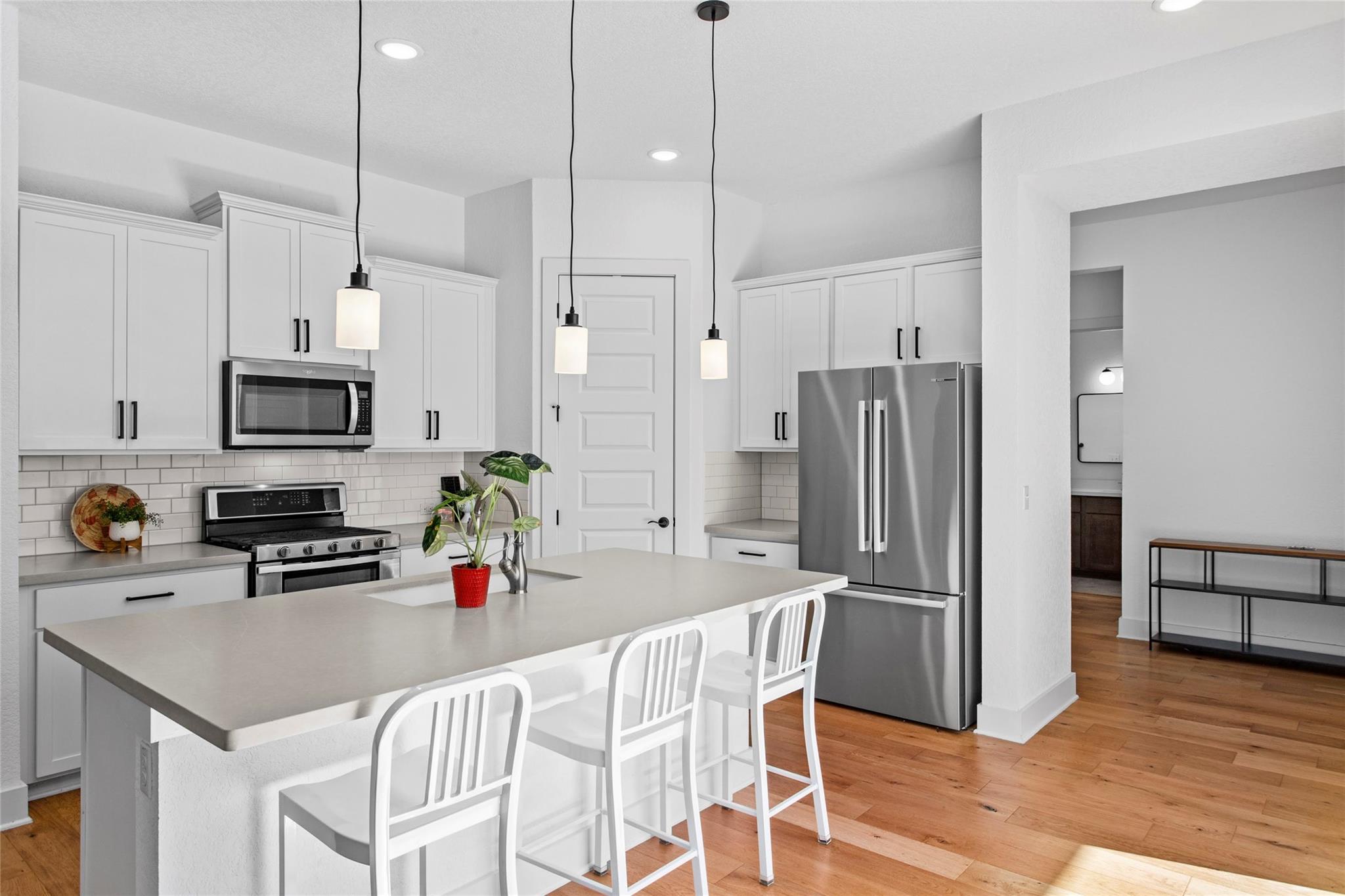 130 Volterra LN