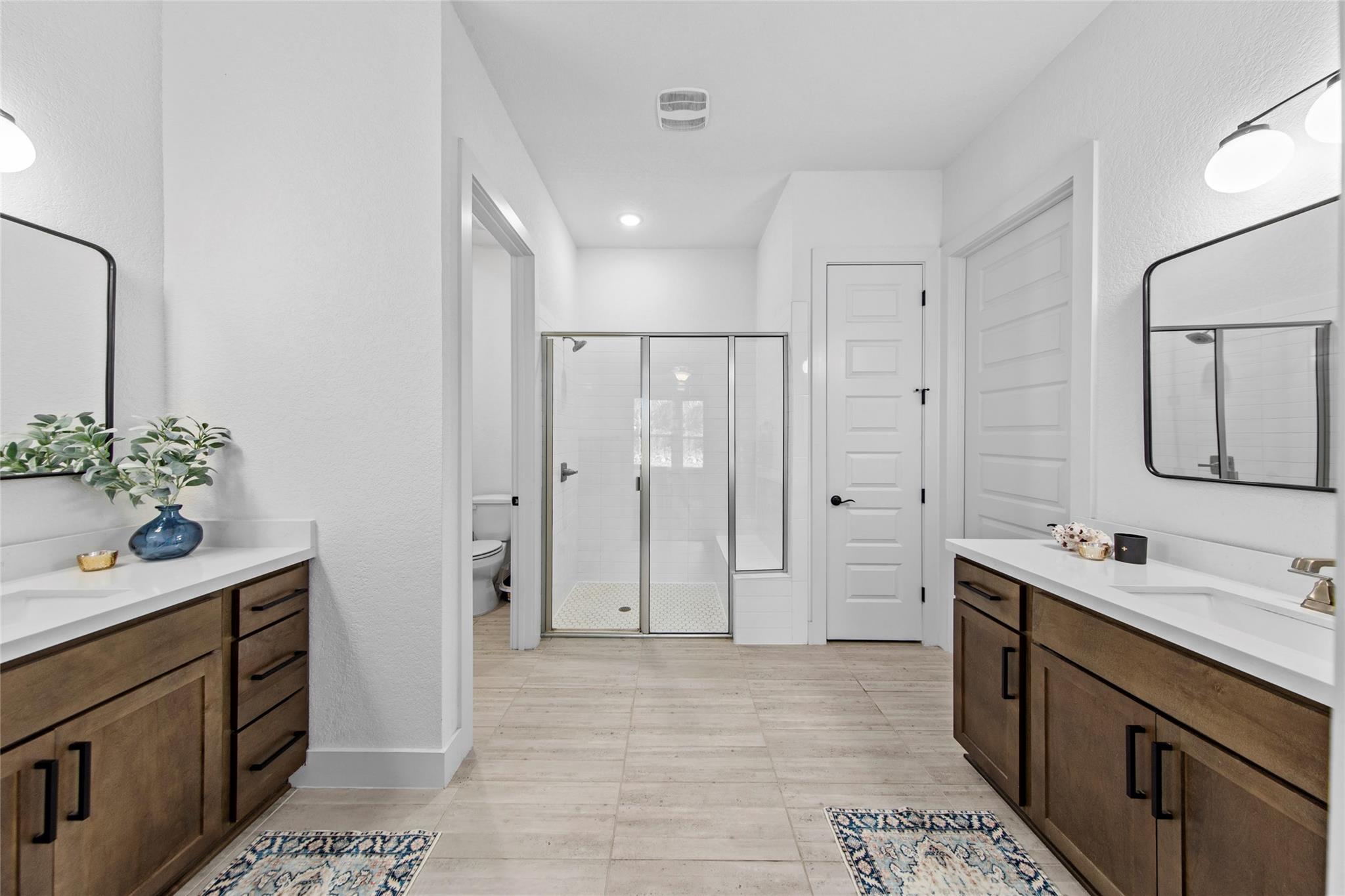 130 Volterra LN