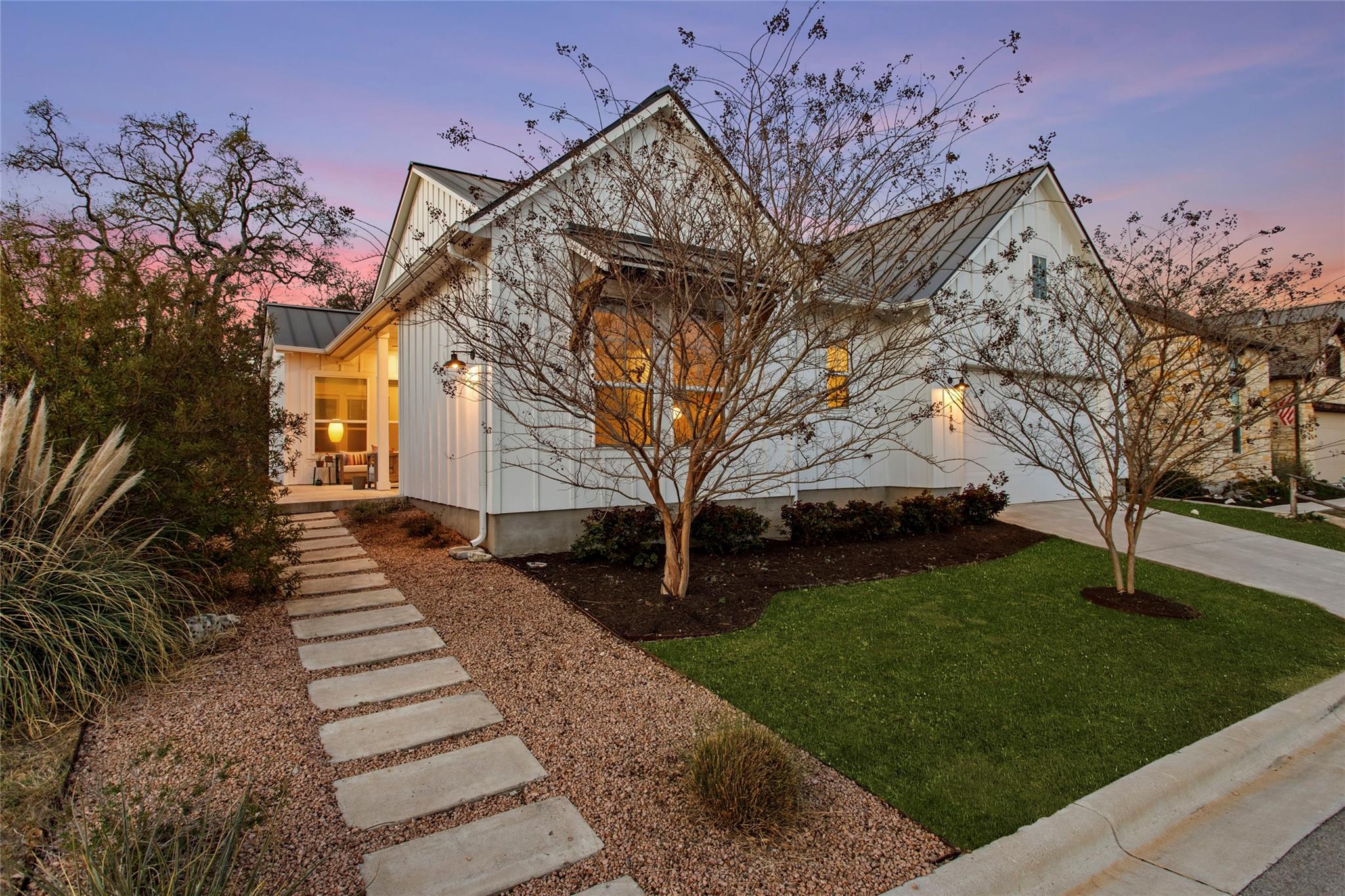 130 Volterra LN