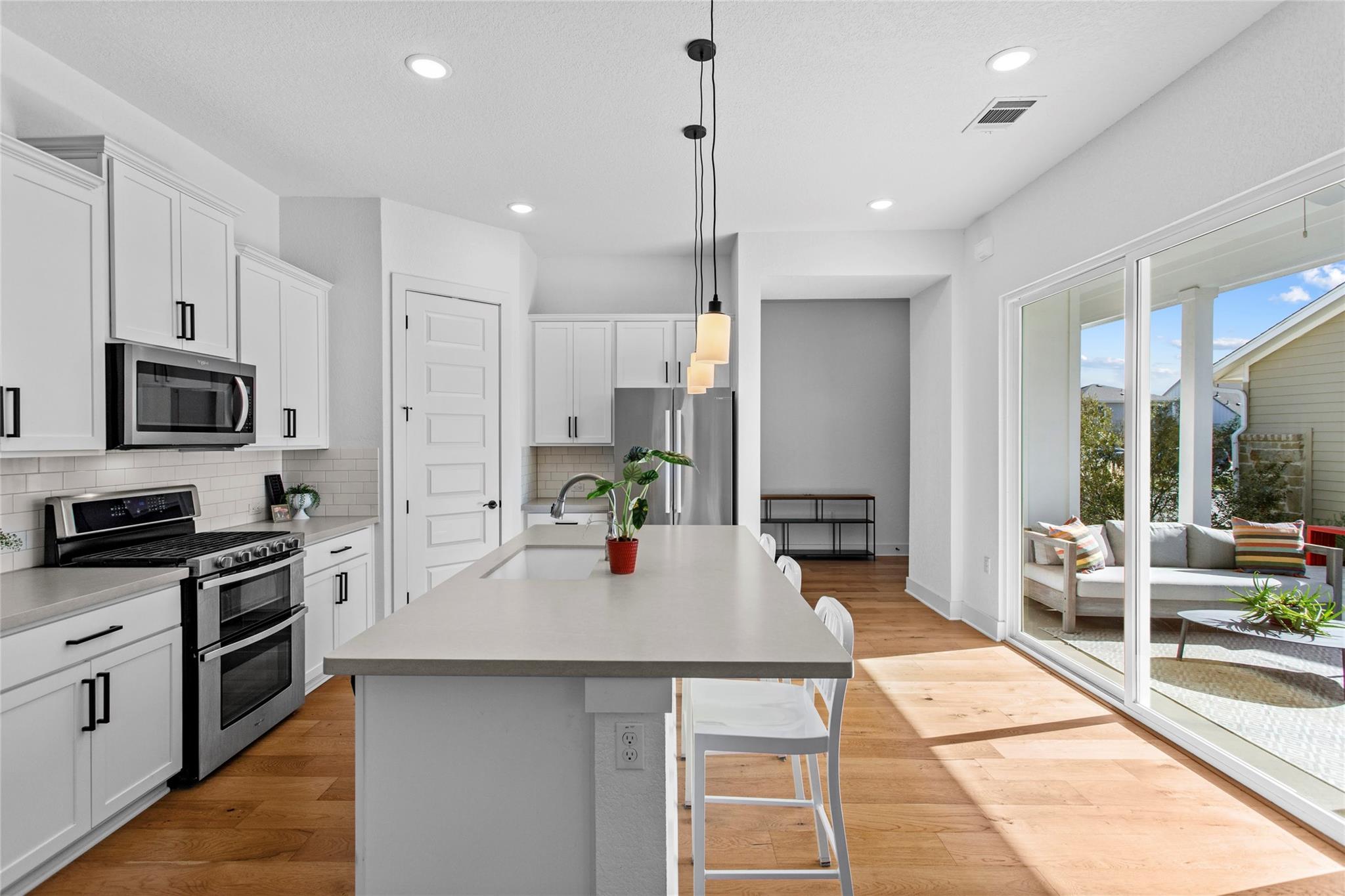 130 Volterra LN