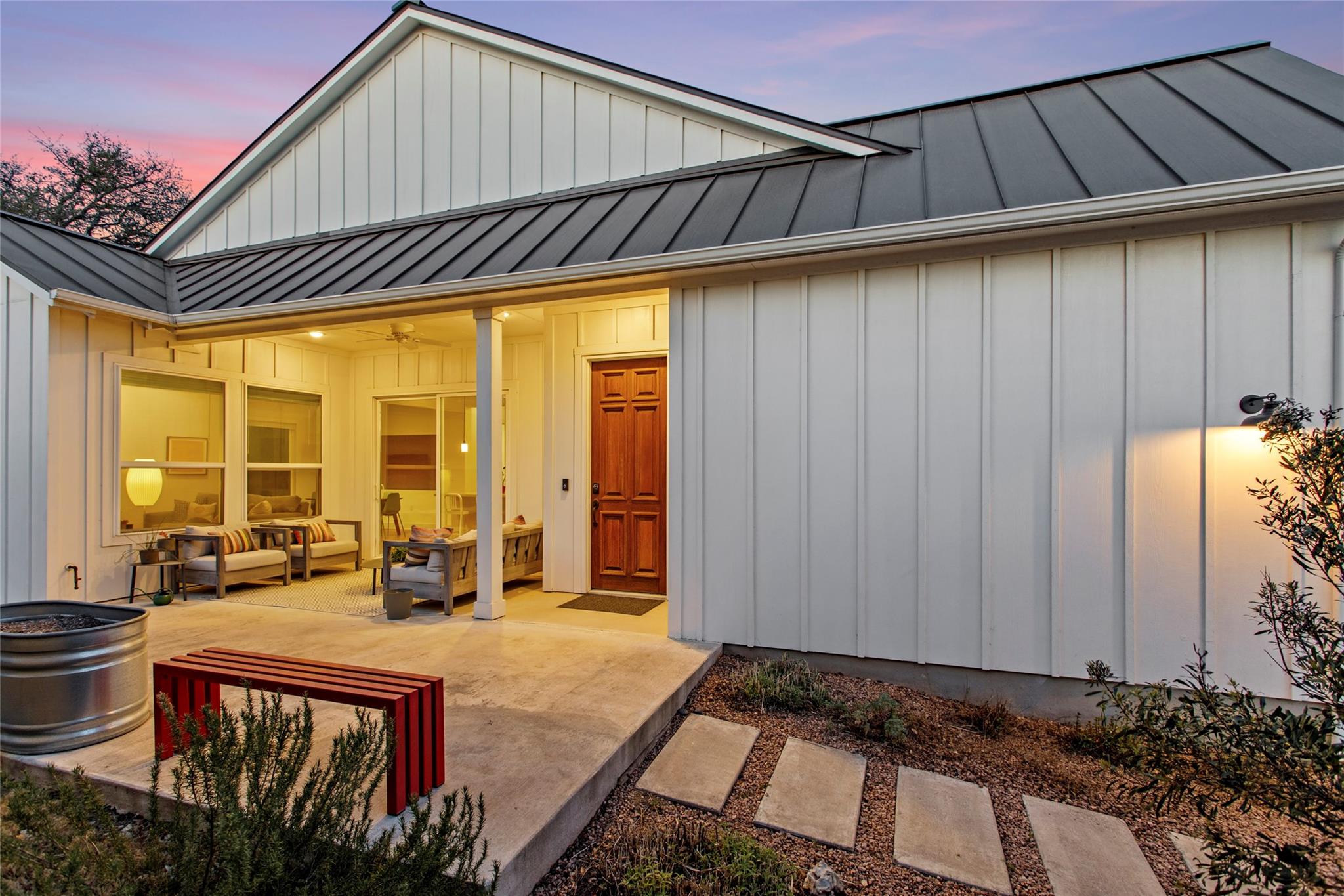 130 Volterra LN