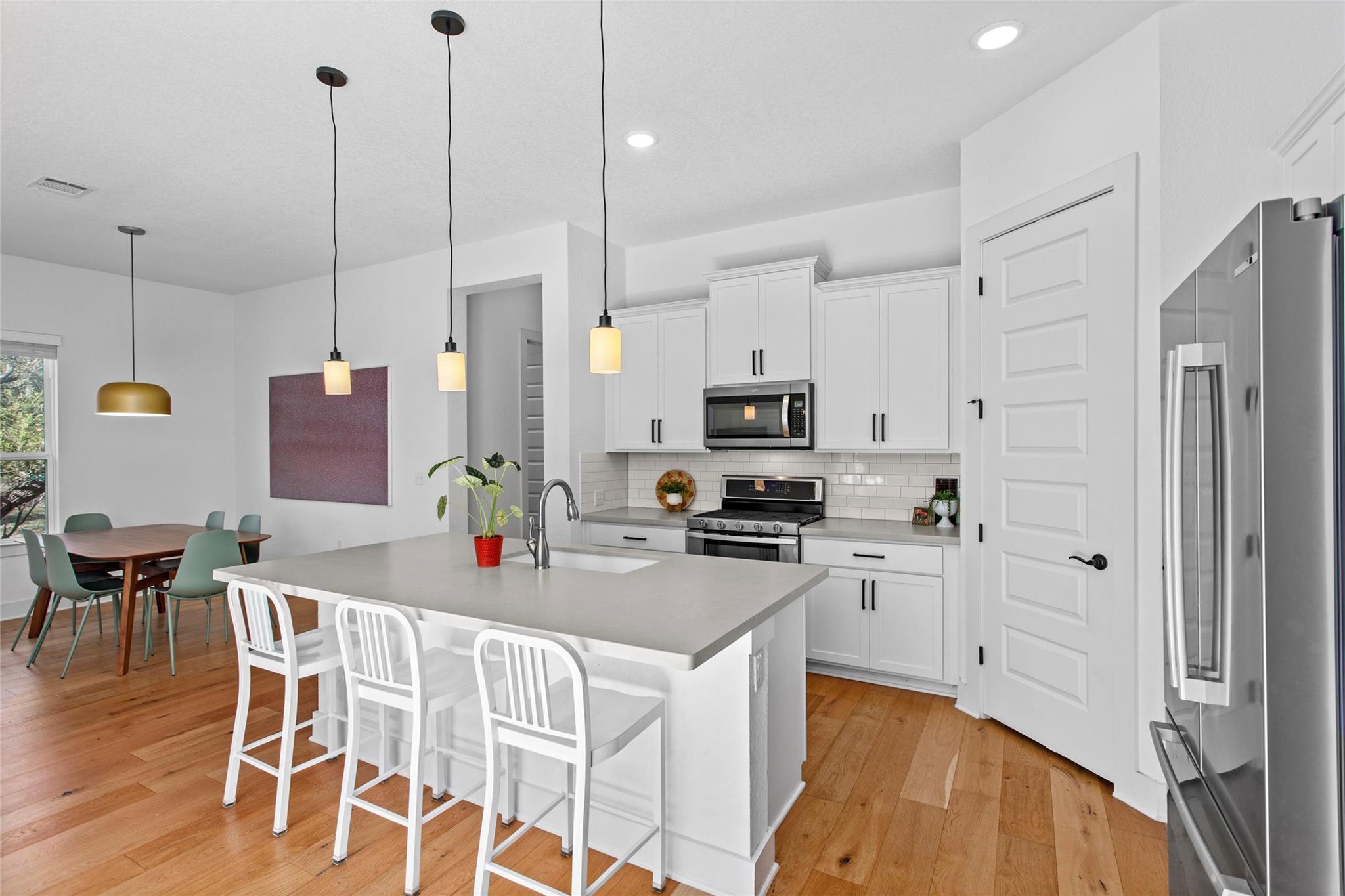 130 Volterra LN