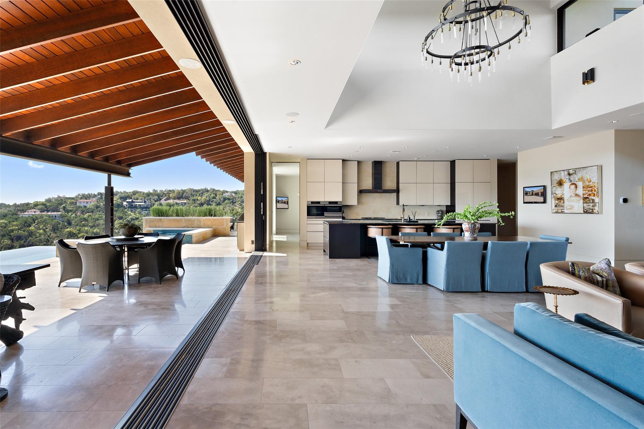 907 Terrace Mountain DR