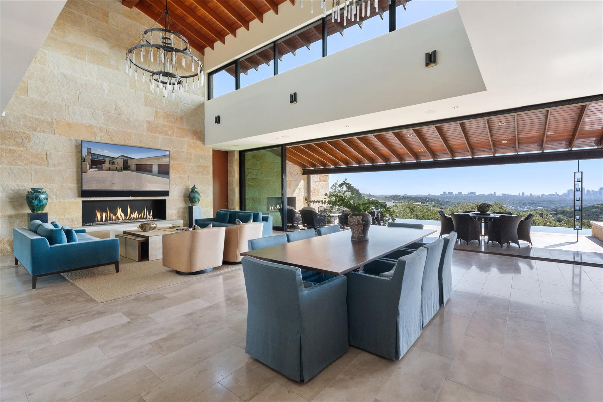 907 Terrace Mountain DR