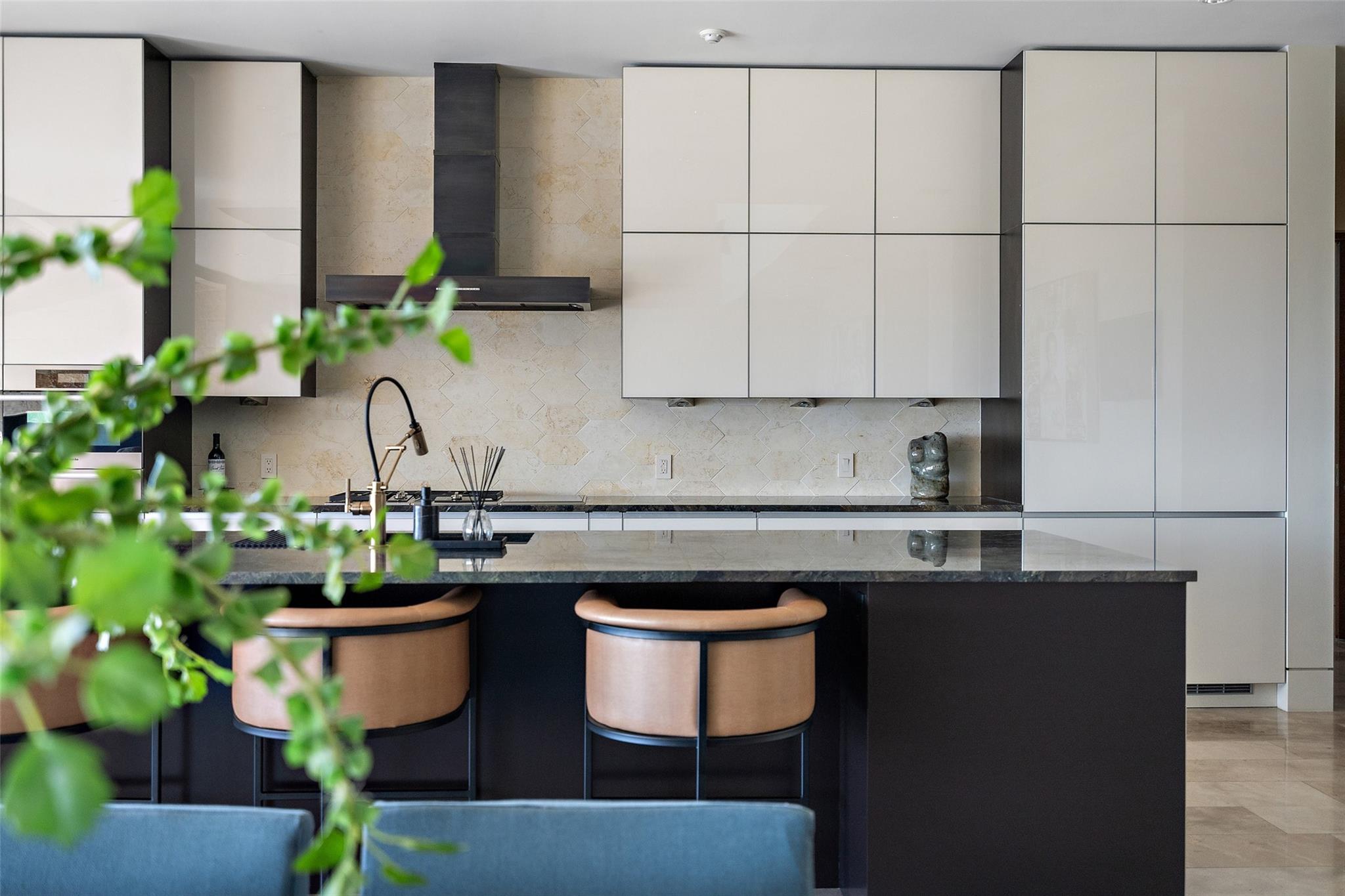 907 Terrace Mountain DR