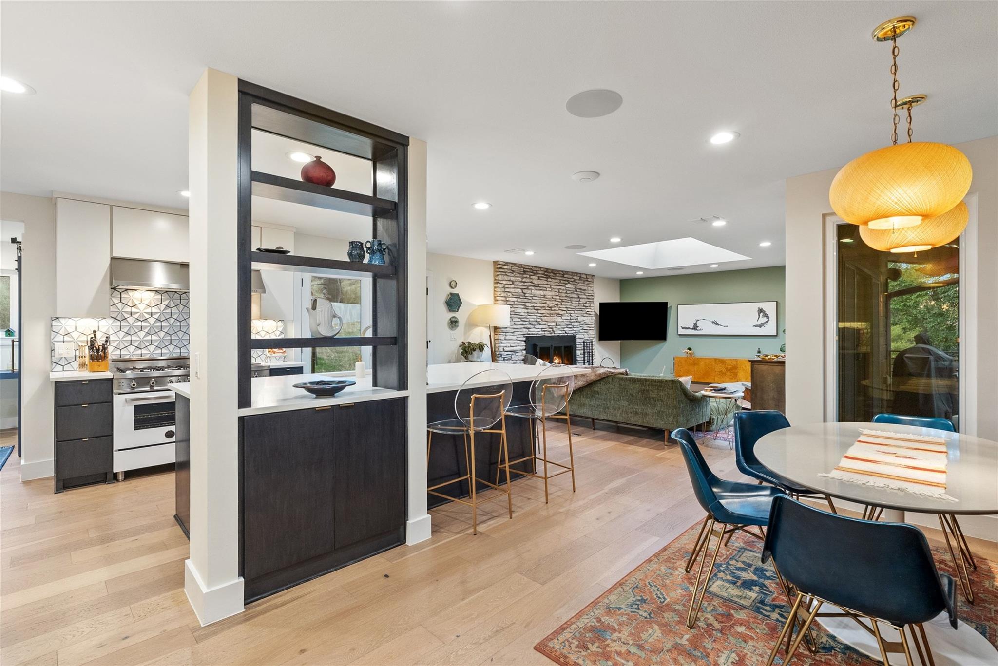 3302 Cherry Tree CIR