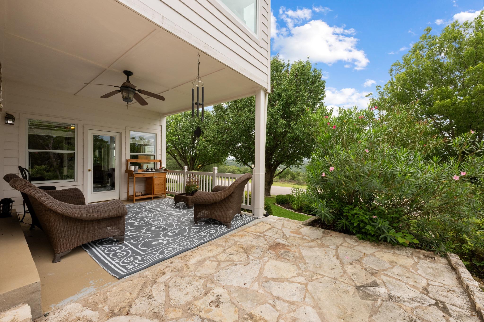 730 Golf Crest LN